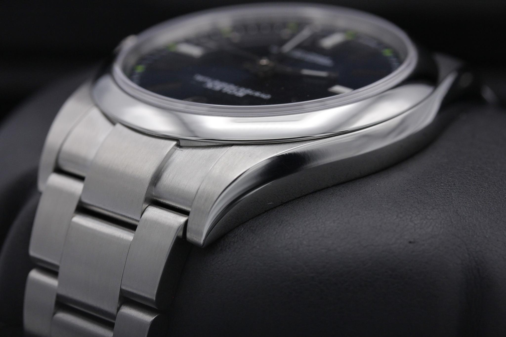 Watch Image 5