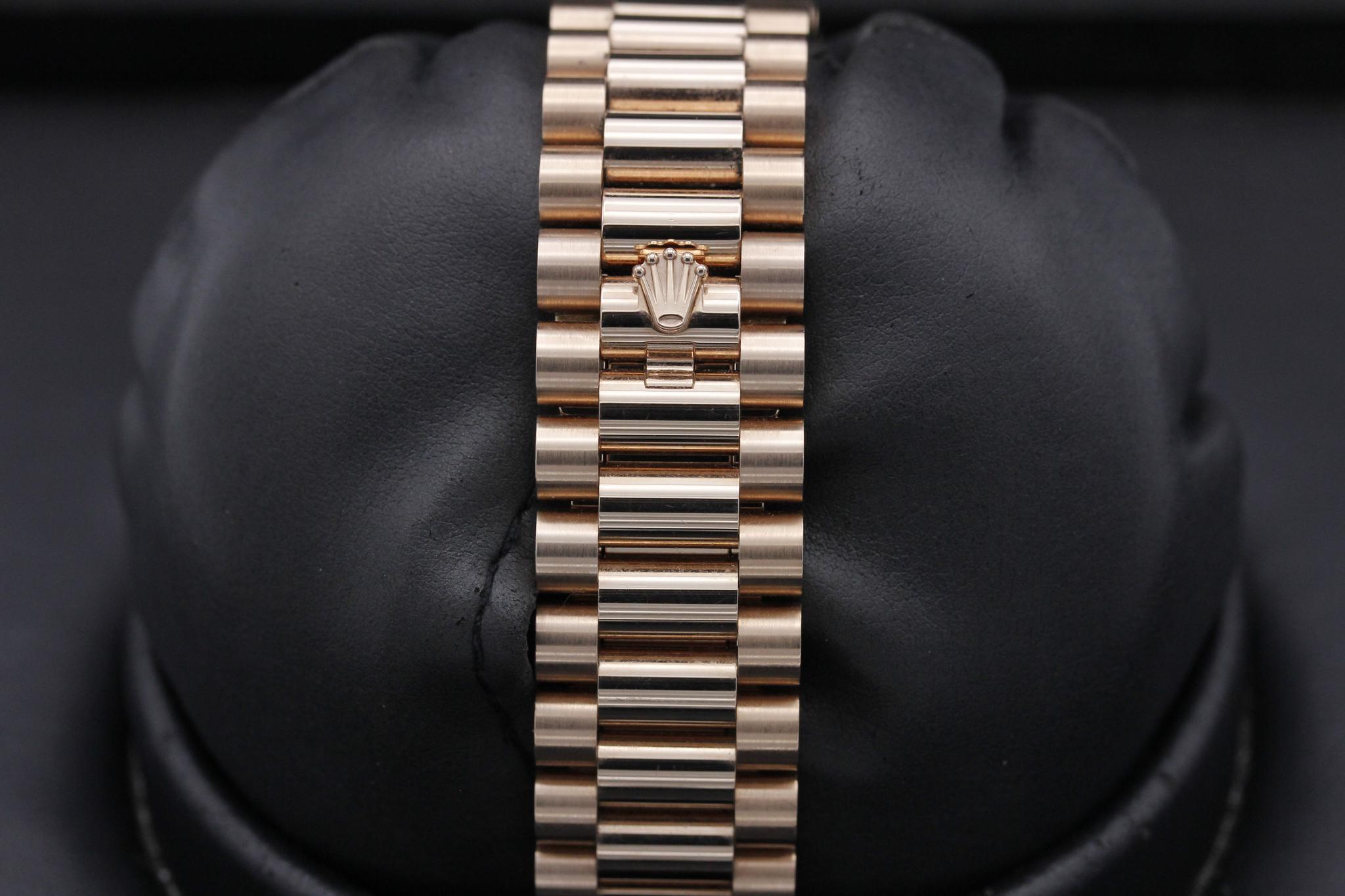 Watch Image 8