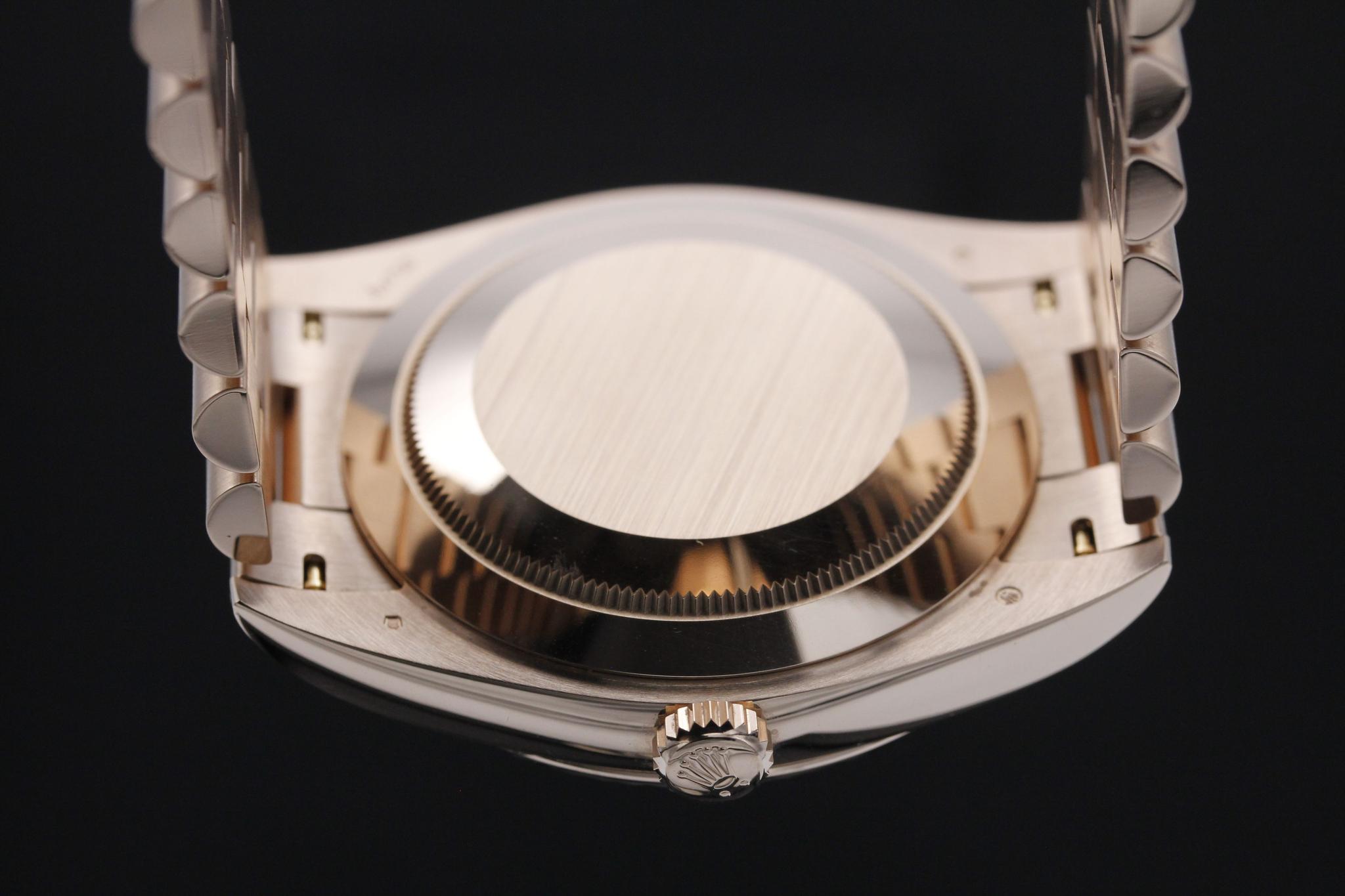 Watch Image 7