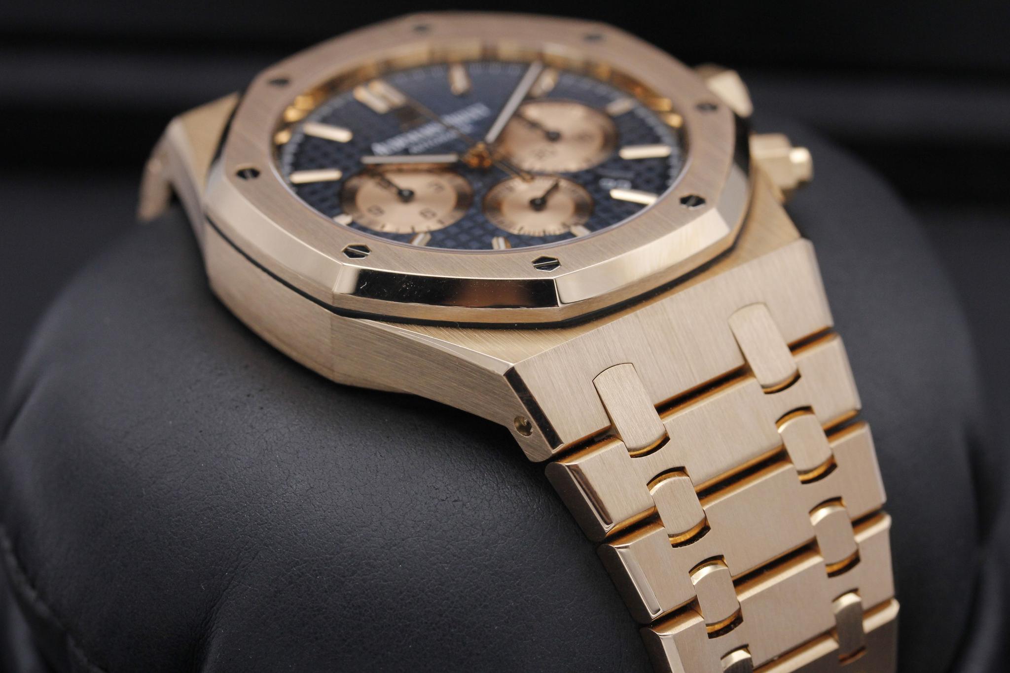 Watch Image 6
