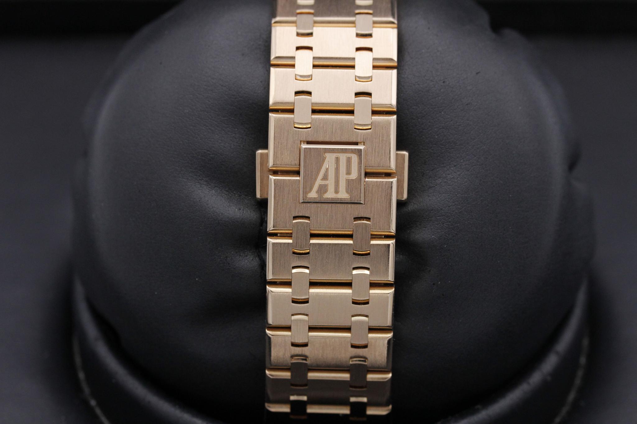 Watch Image 8