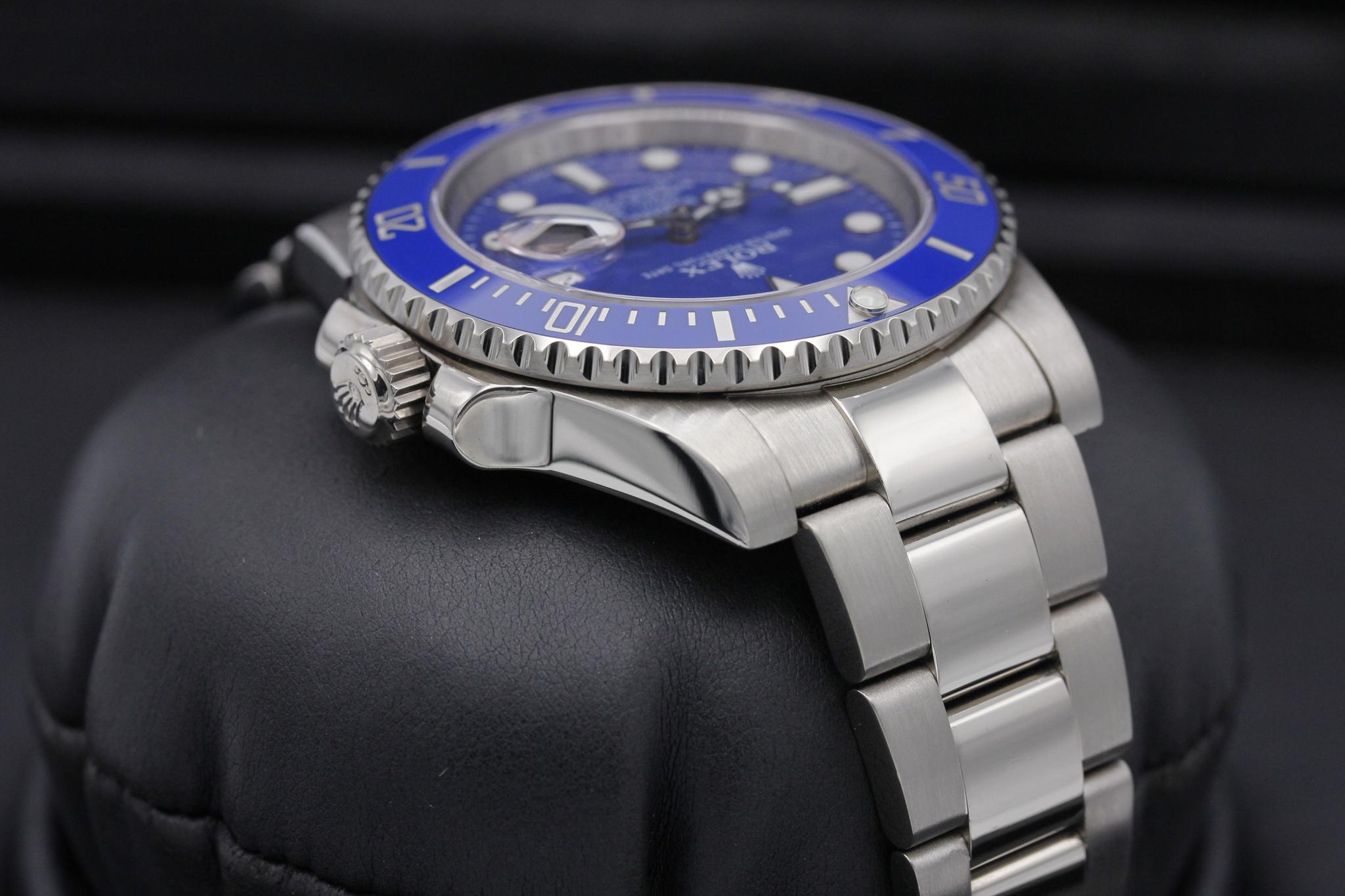 Watch Image 4