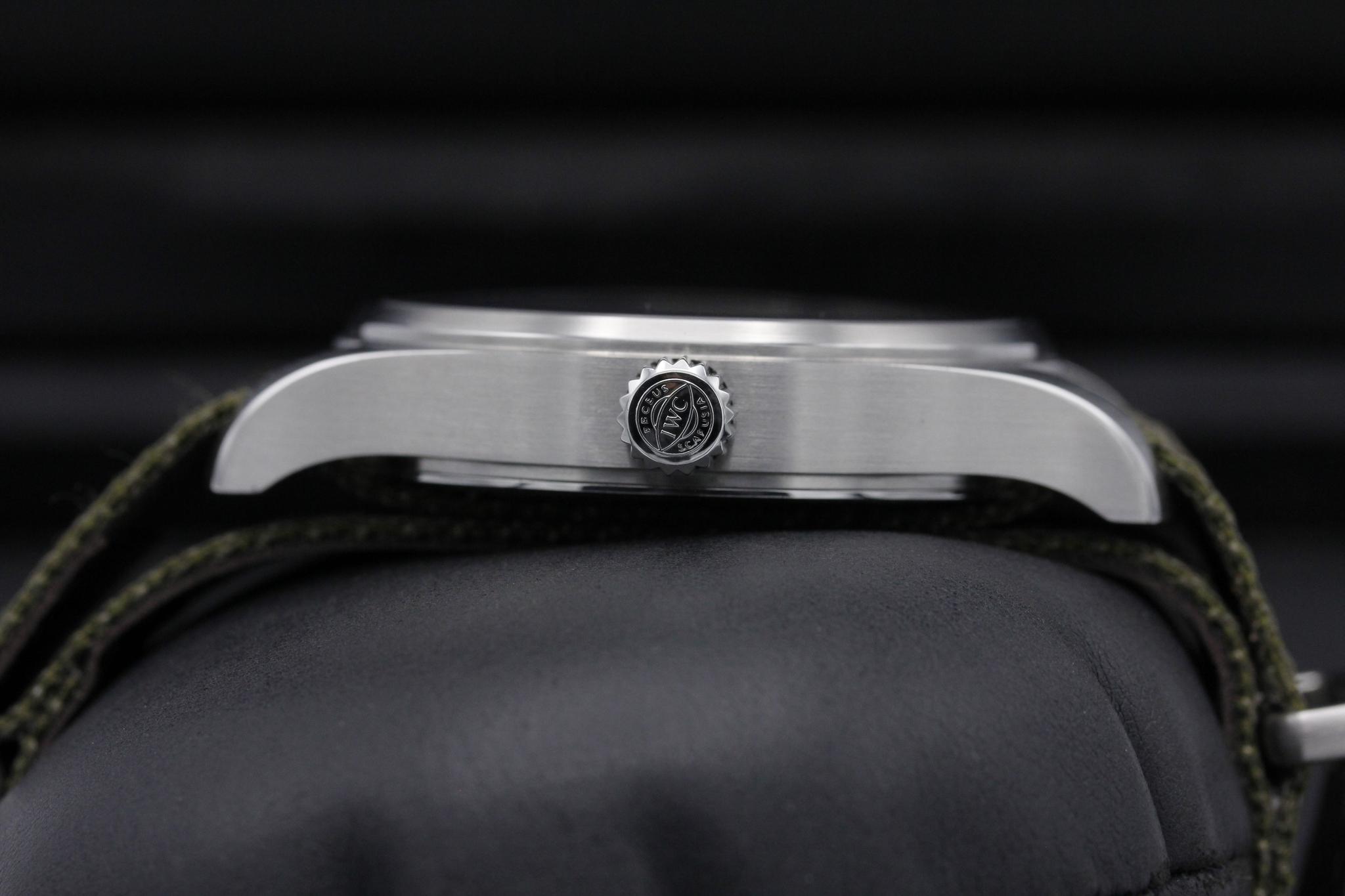 Watch Image 3