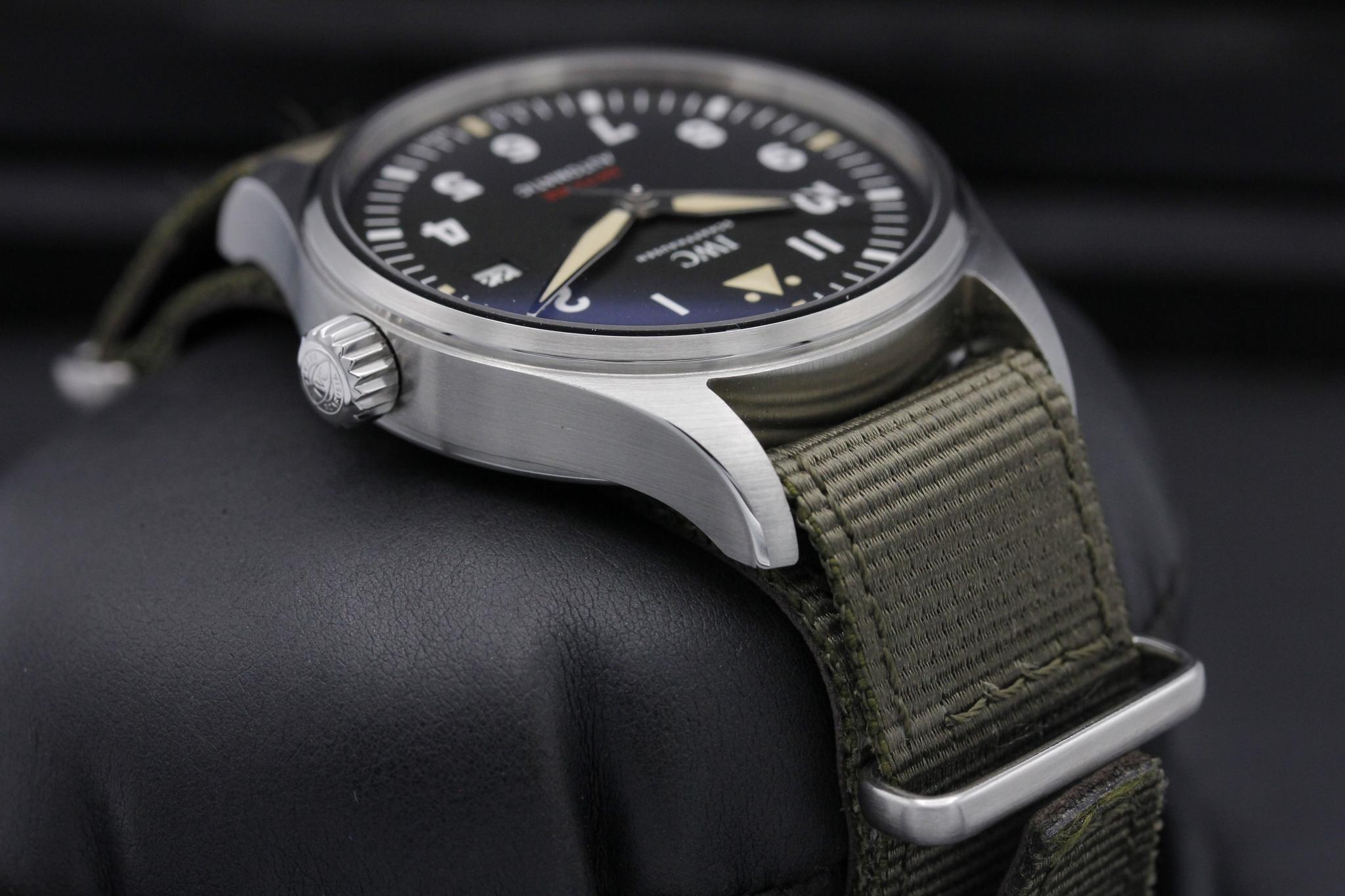 Watch Image 4