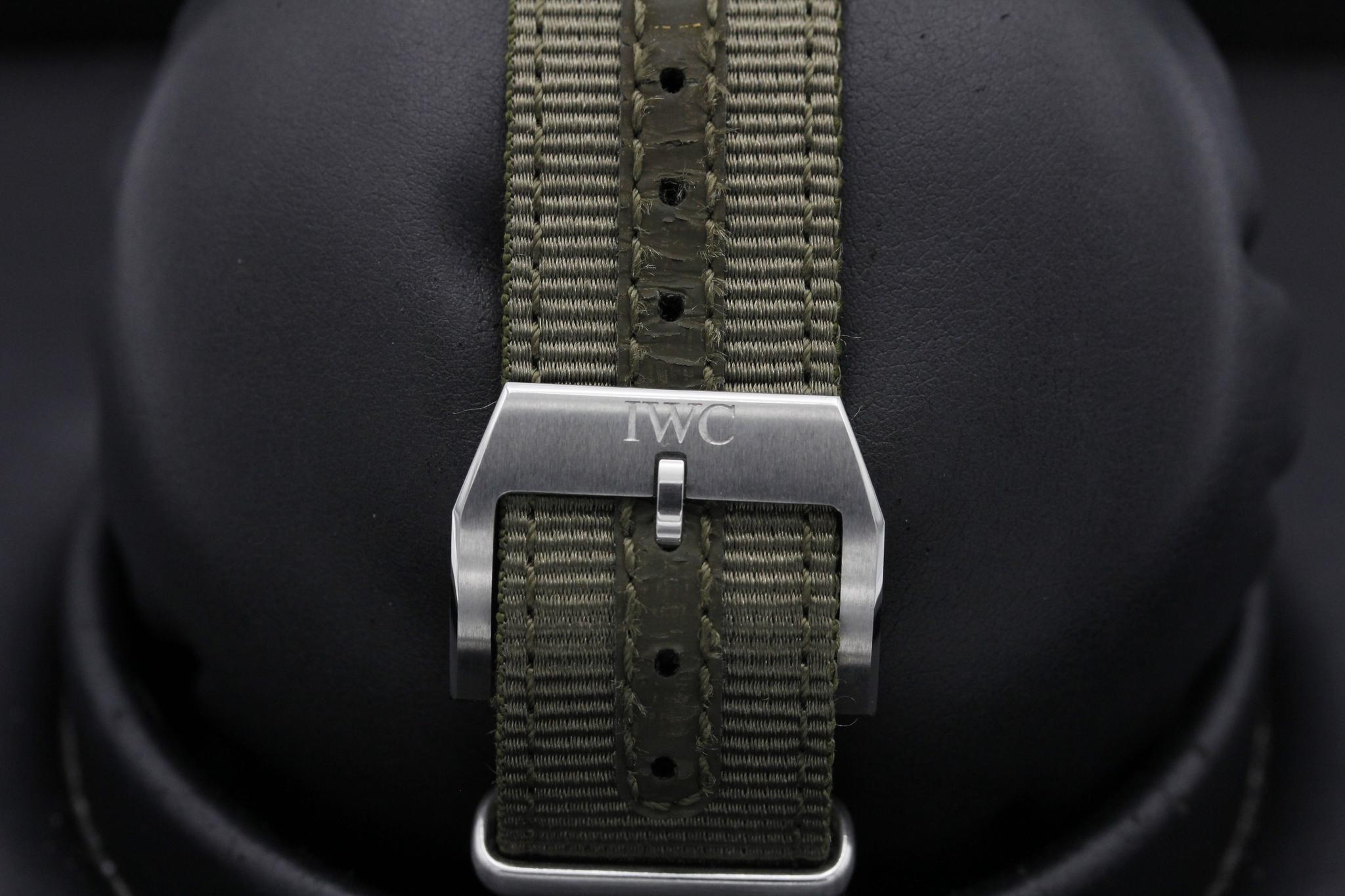 Watch Image 8