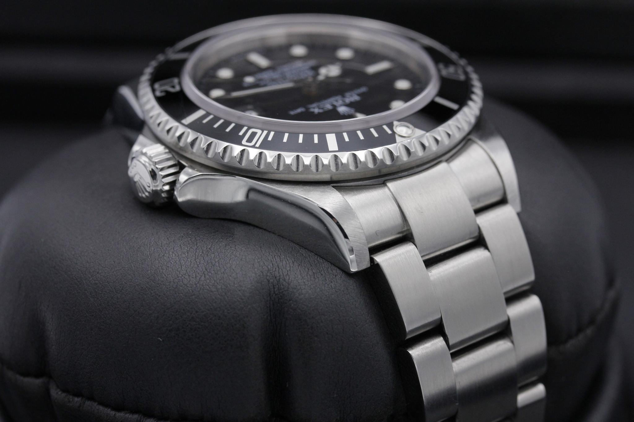 Watch Image 4