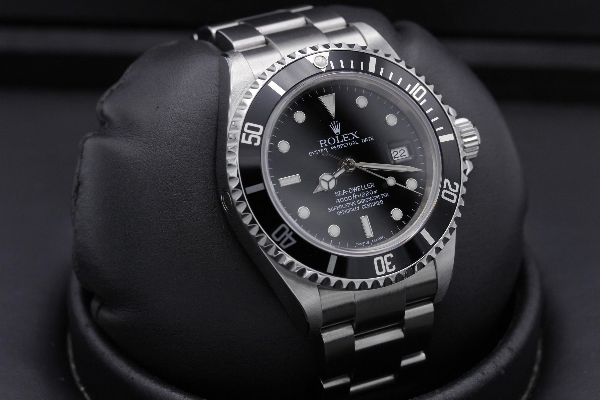 Watch Image 10