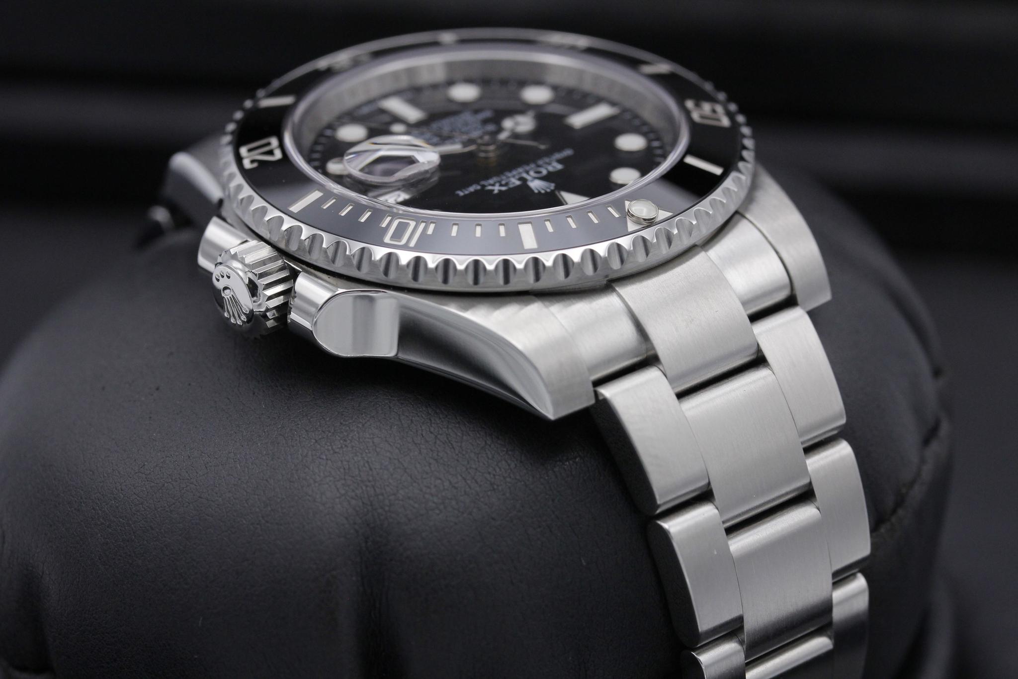 Watch Image 4