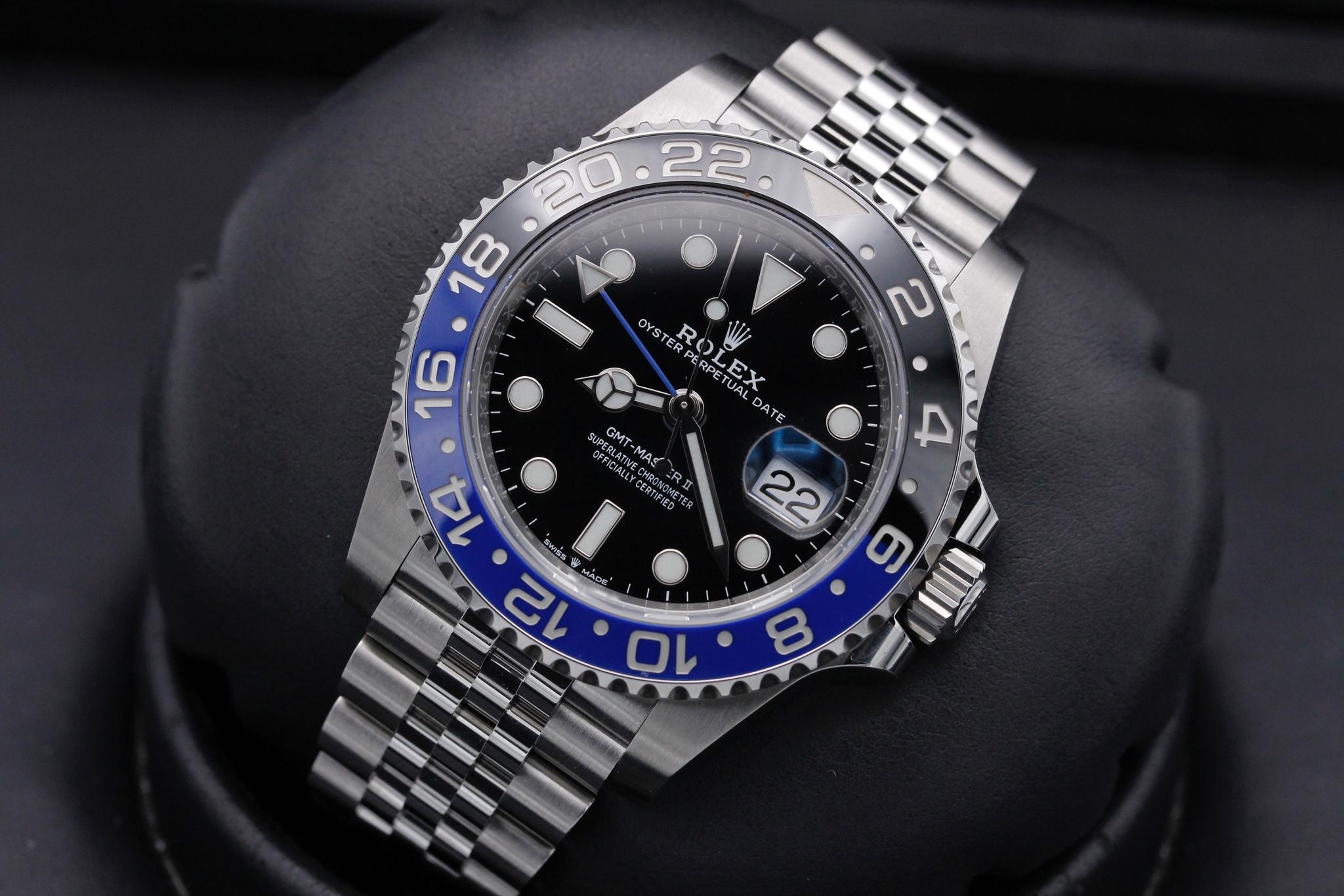 Watch Image 9