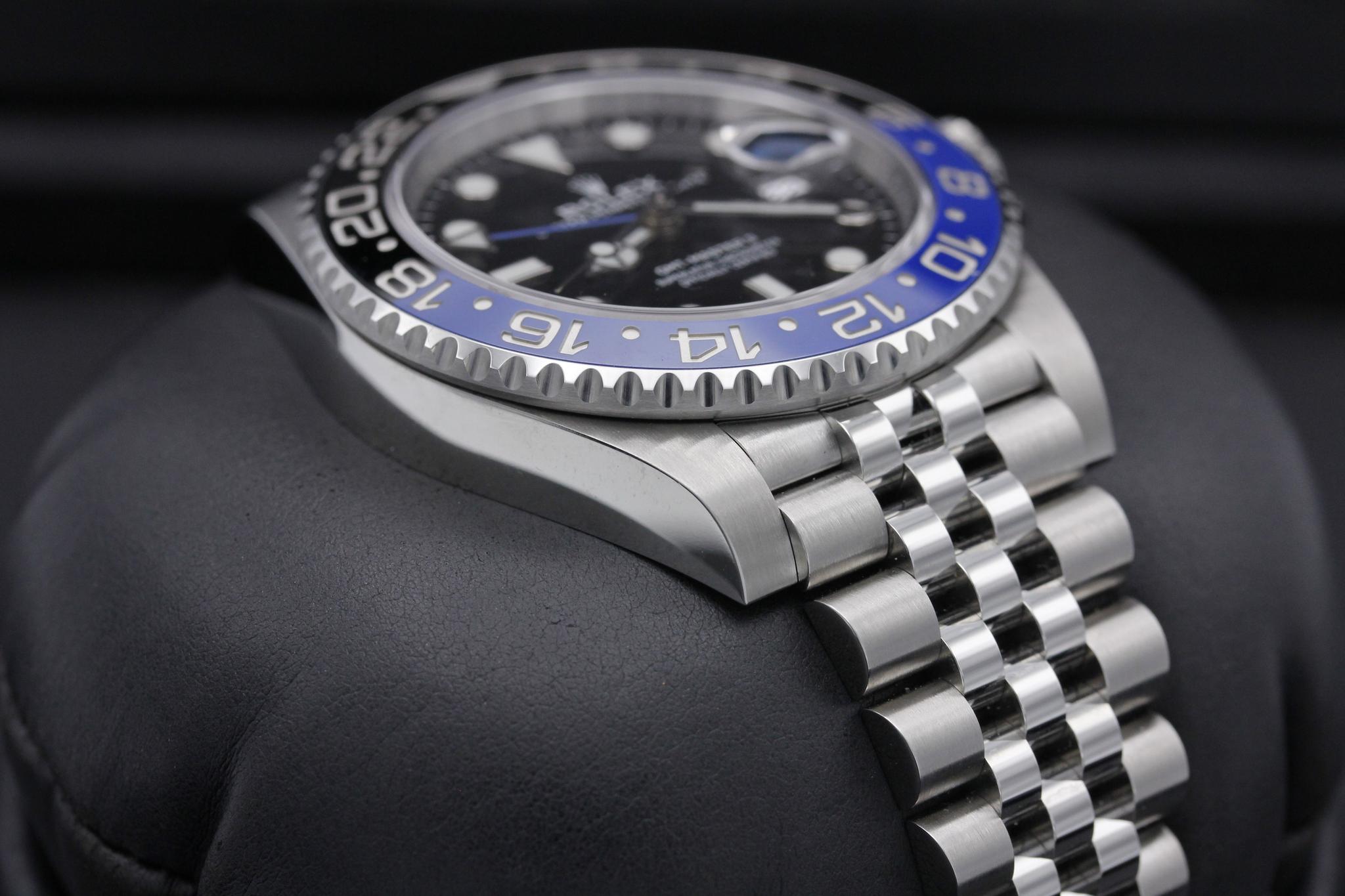 Watch Image 6