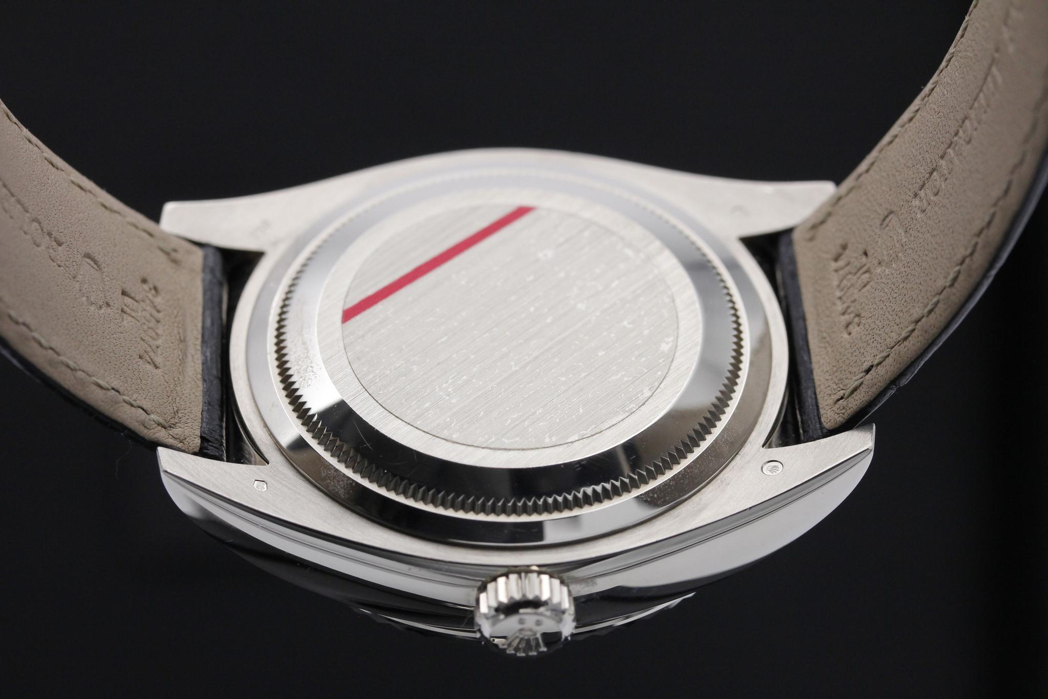 Watch Image 7