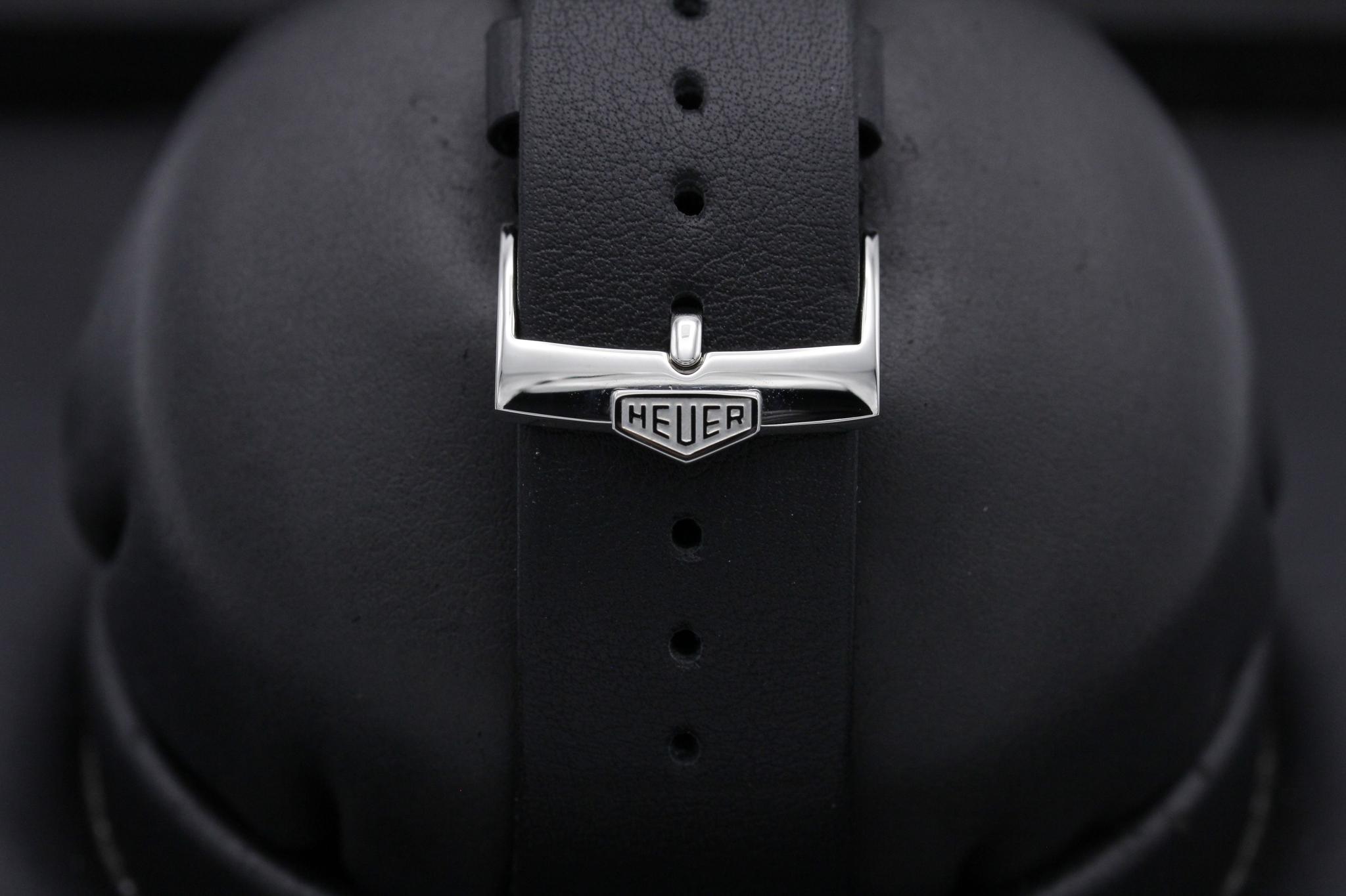 Watch Image 8