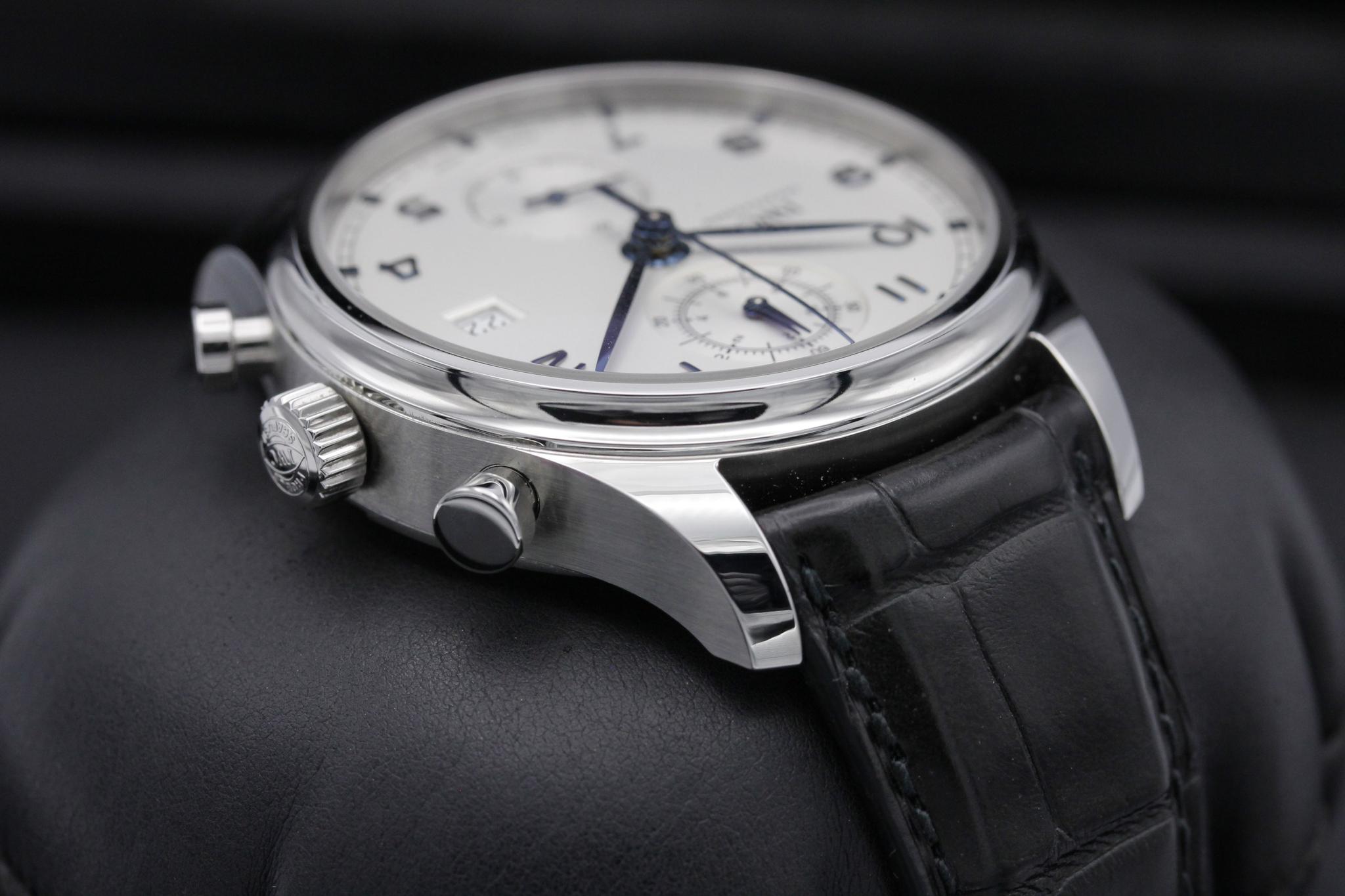Watch Image 4