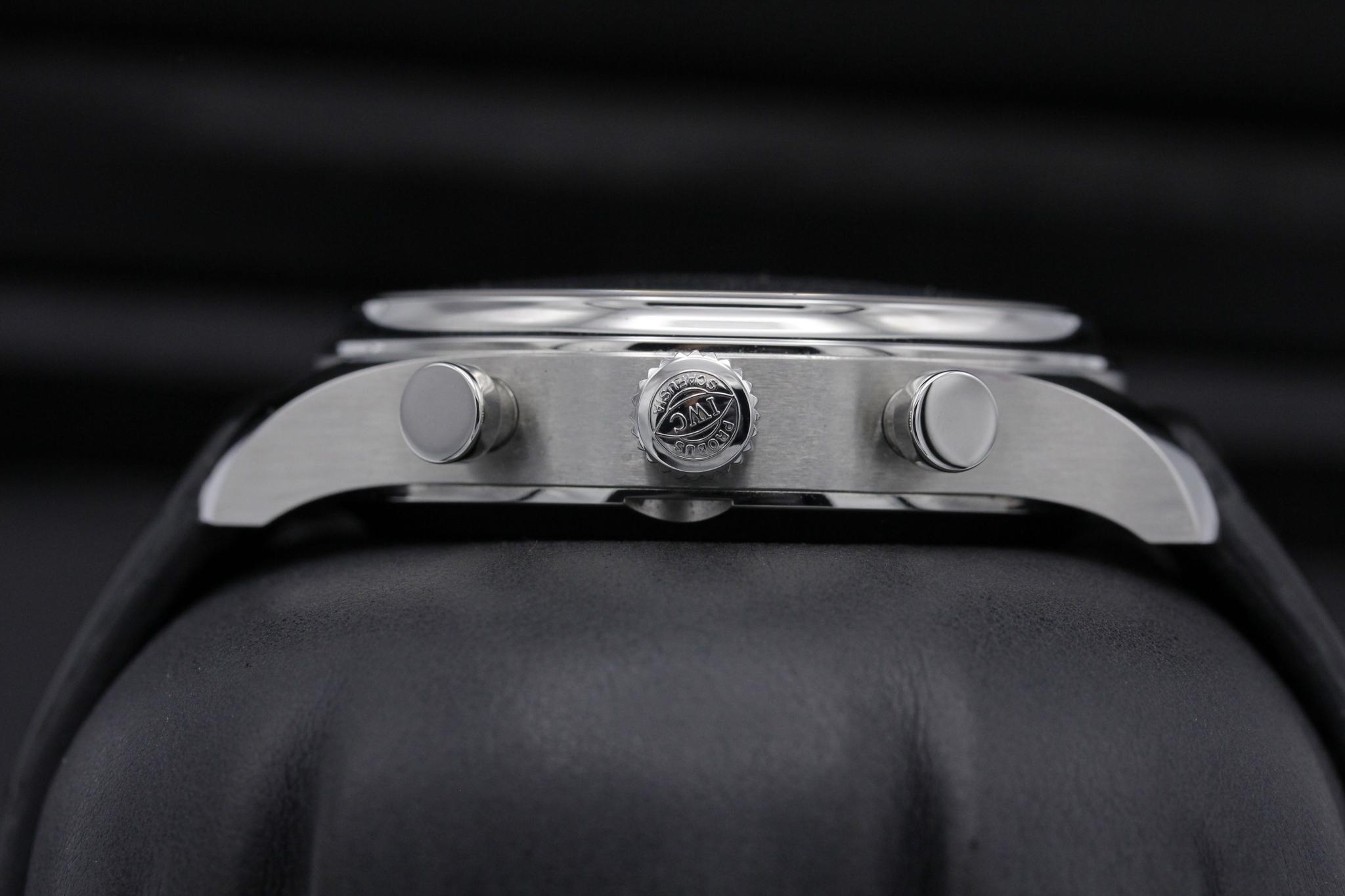 Watch Image 3