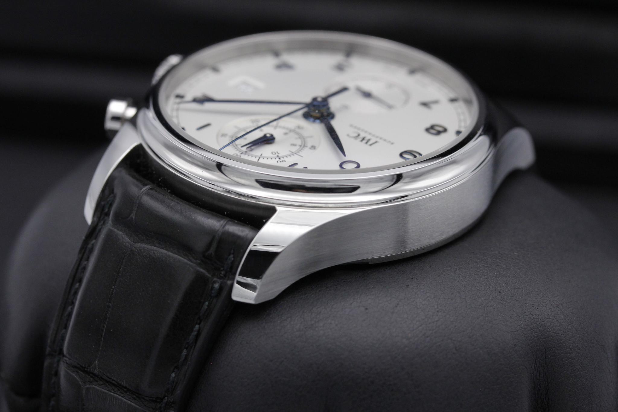 Watch Image 5