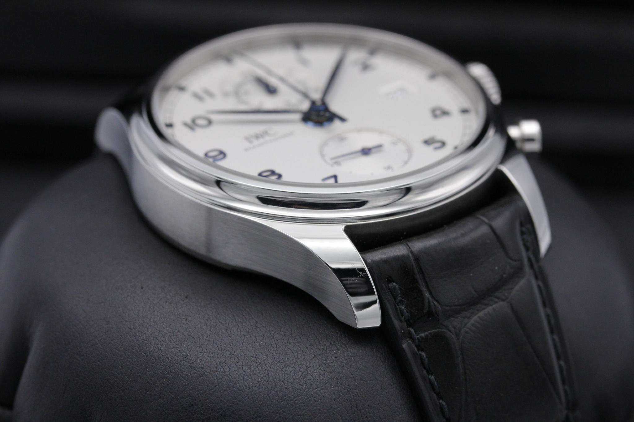 Watch Image 6