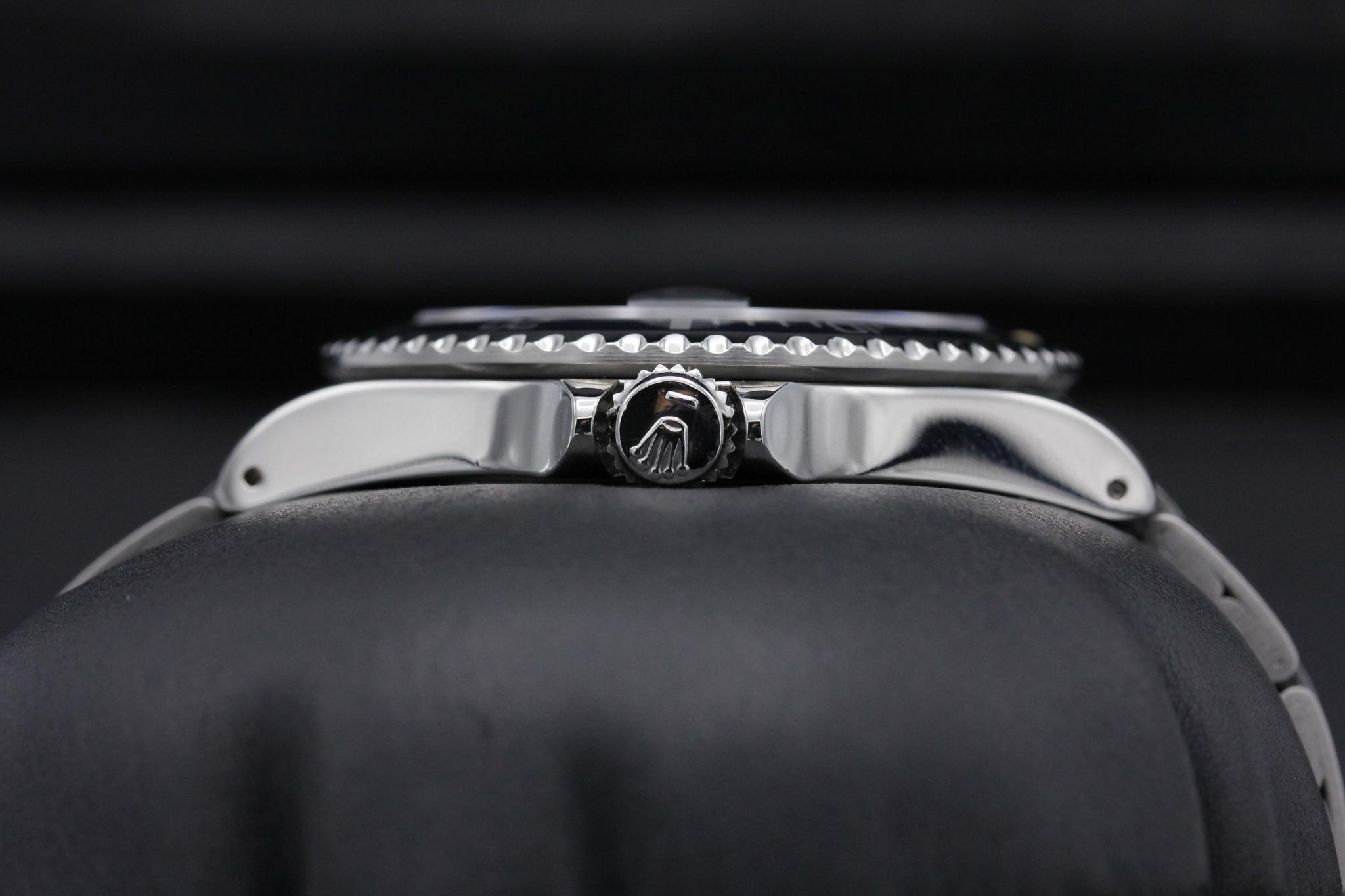 Watch Image 4