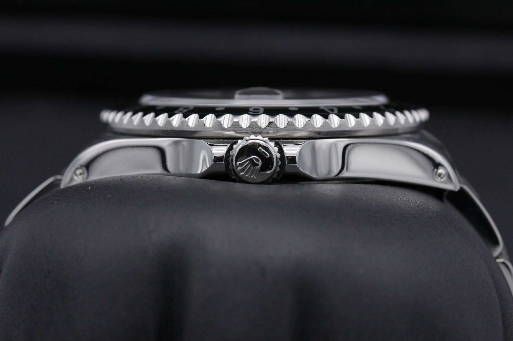 Watch Image 3