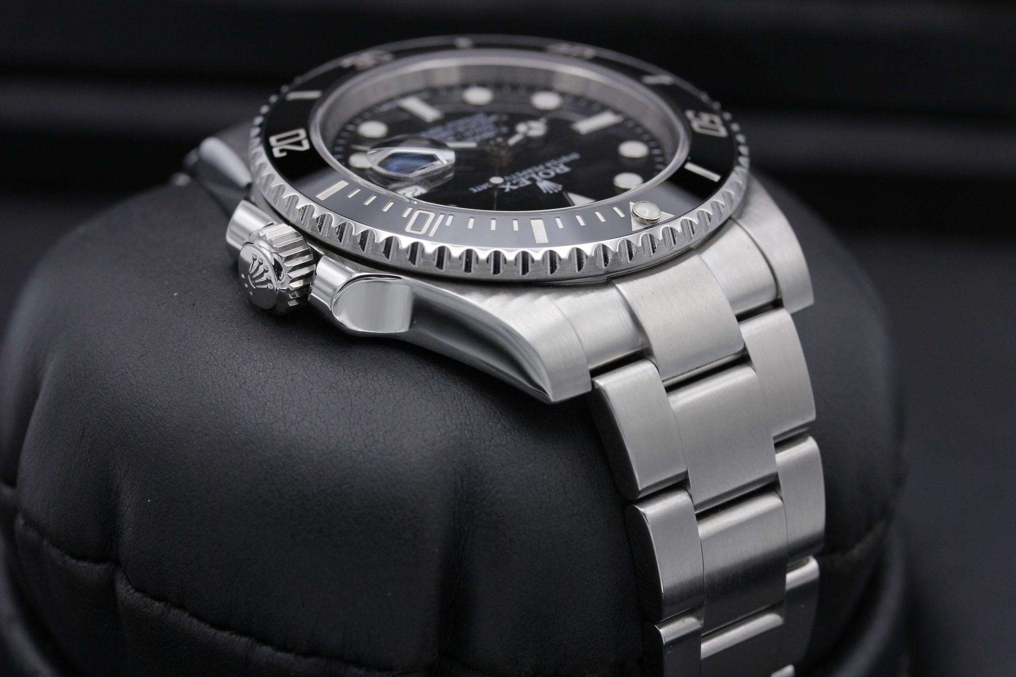 Watch Image 4