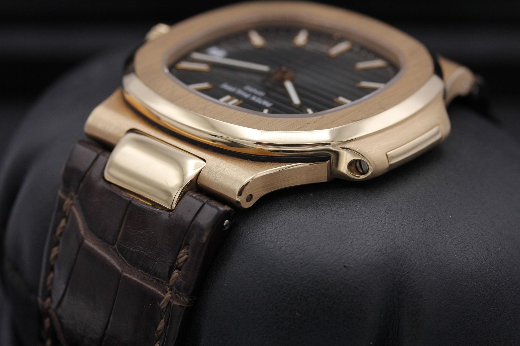 Watch Image 6