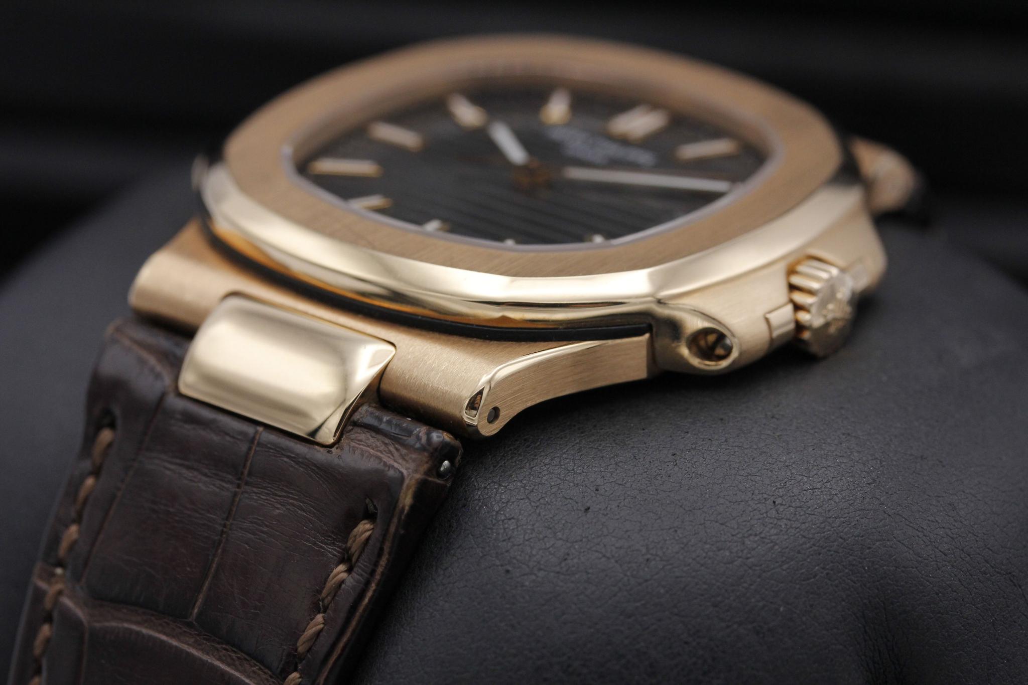 Watch Image 3