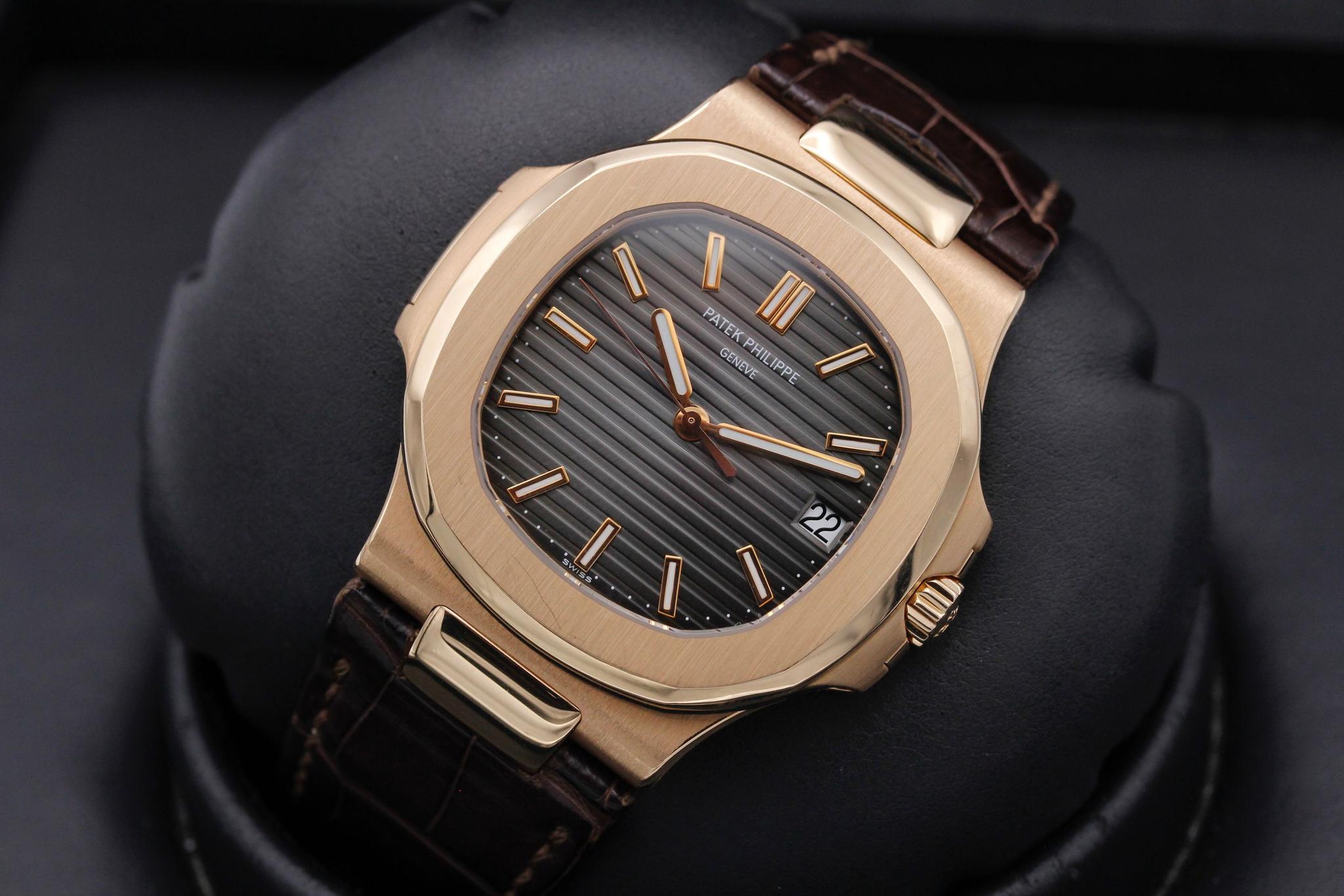 Watch Image 11