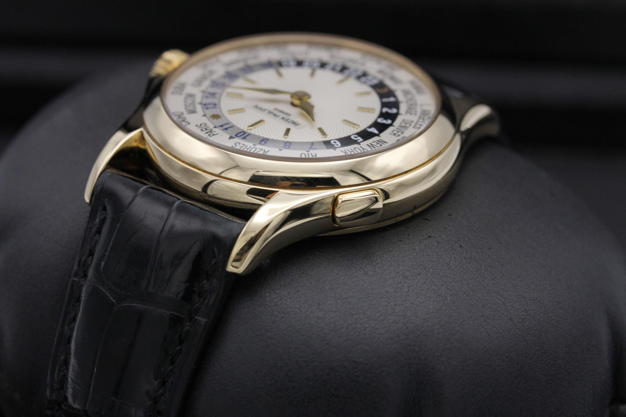 Watch Image 6
