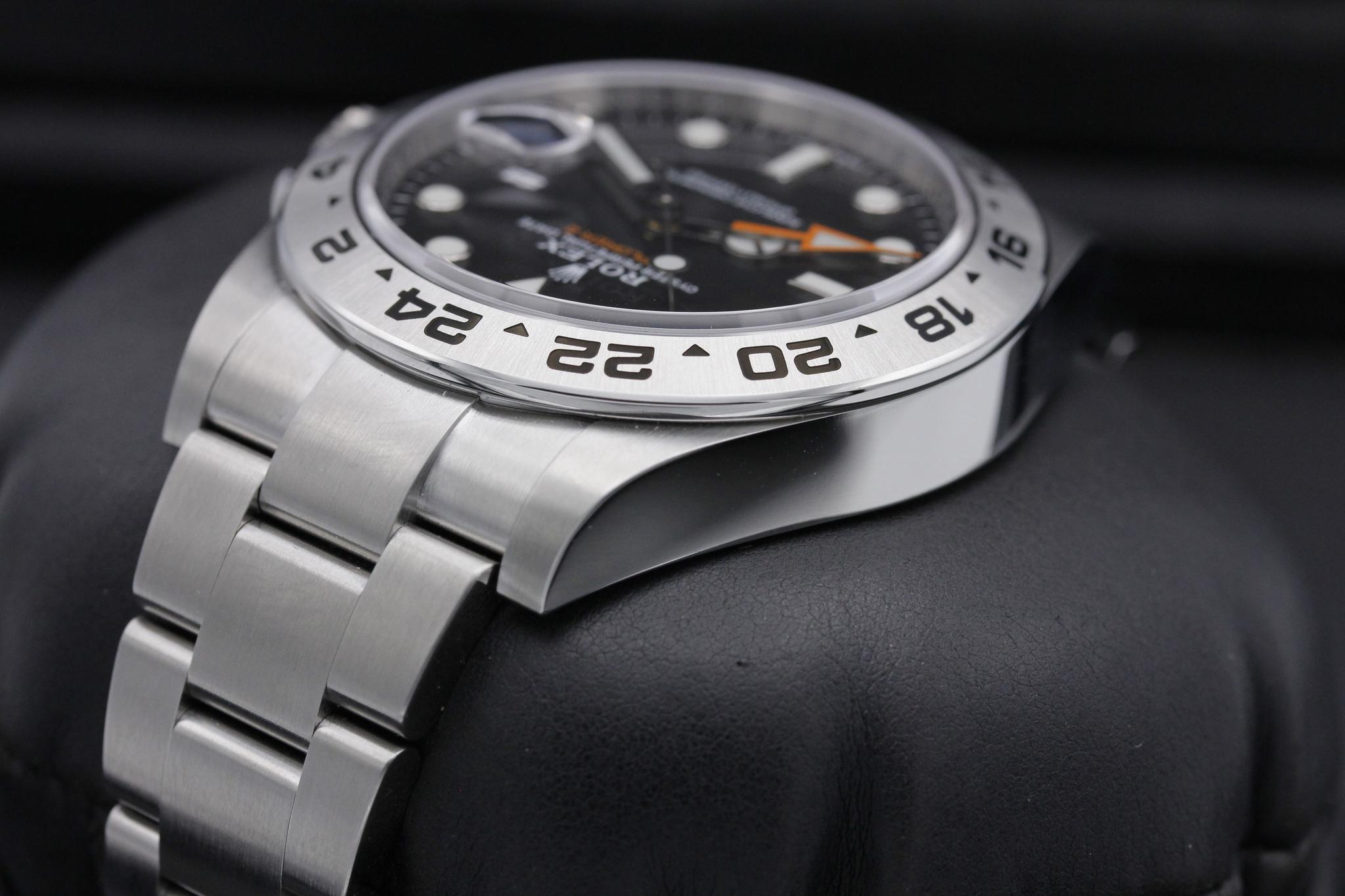 Watch Image 5