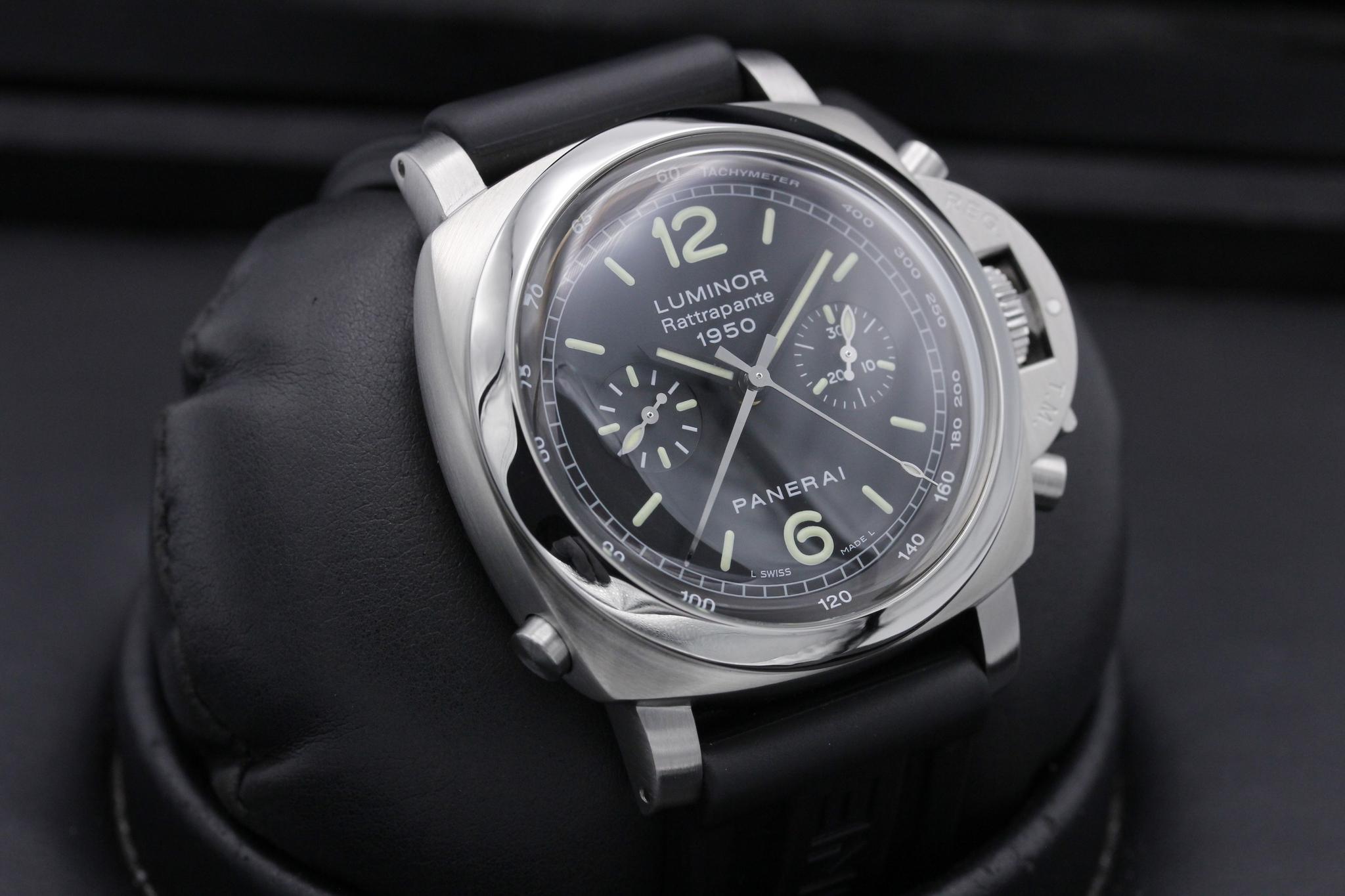 Watch Image 10