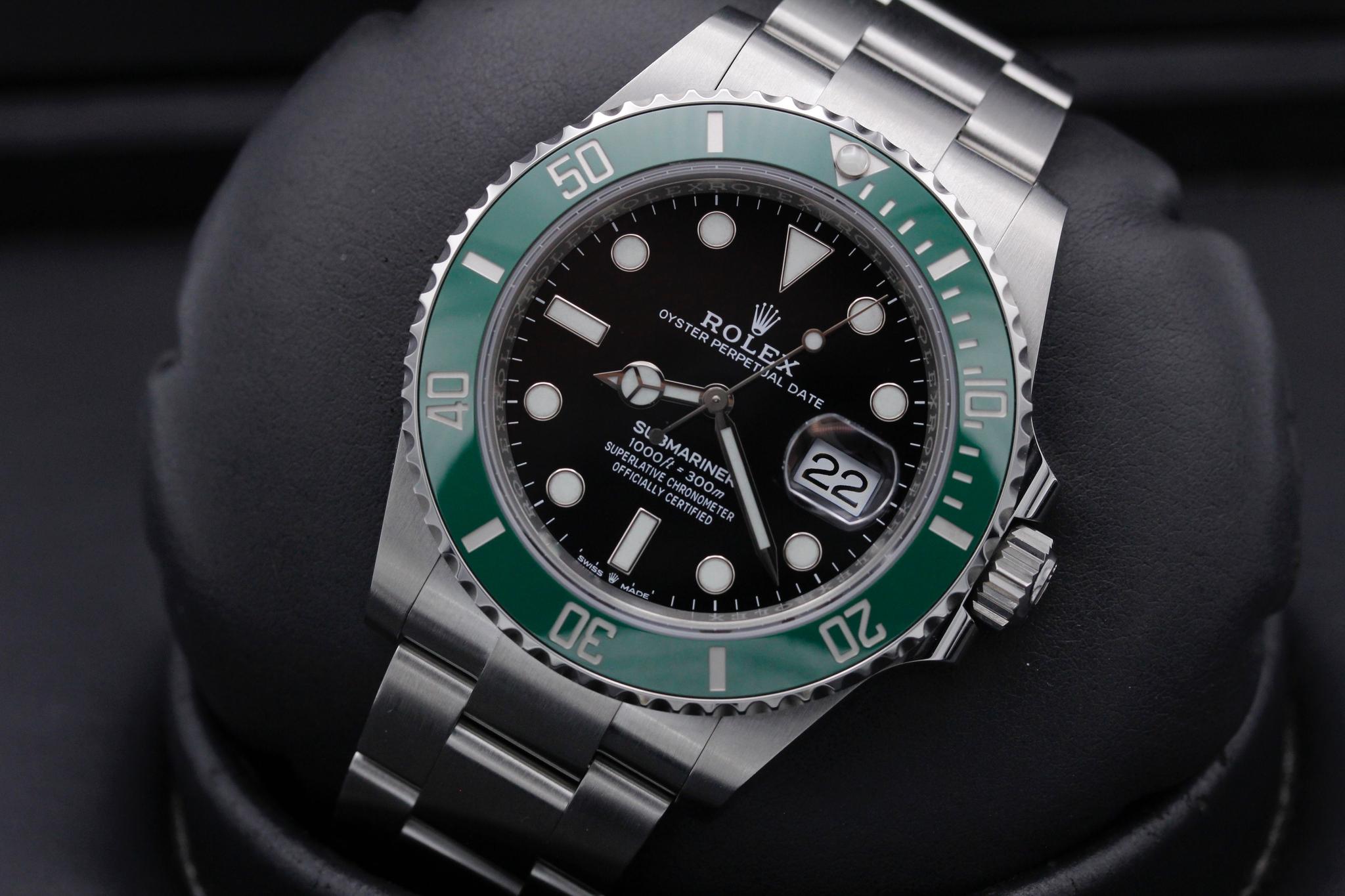 Watch Image 10