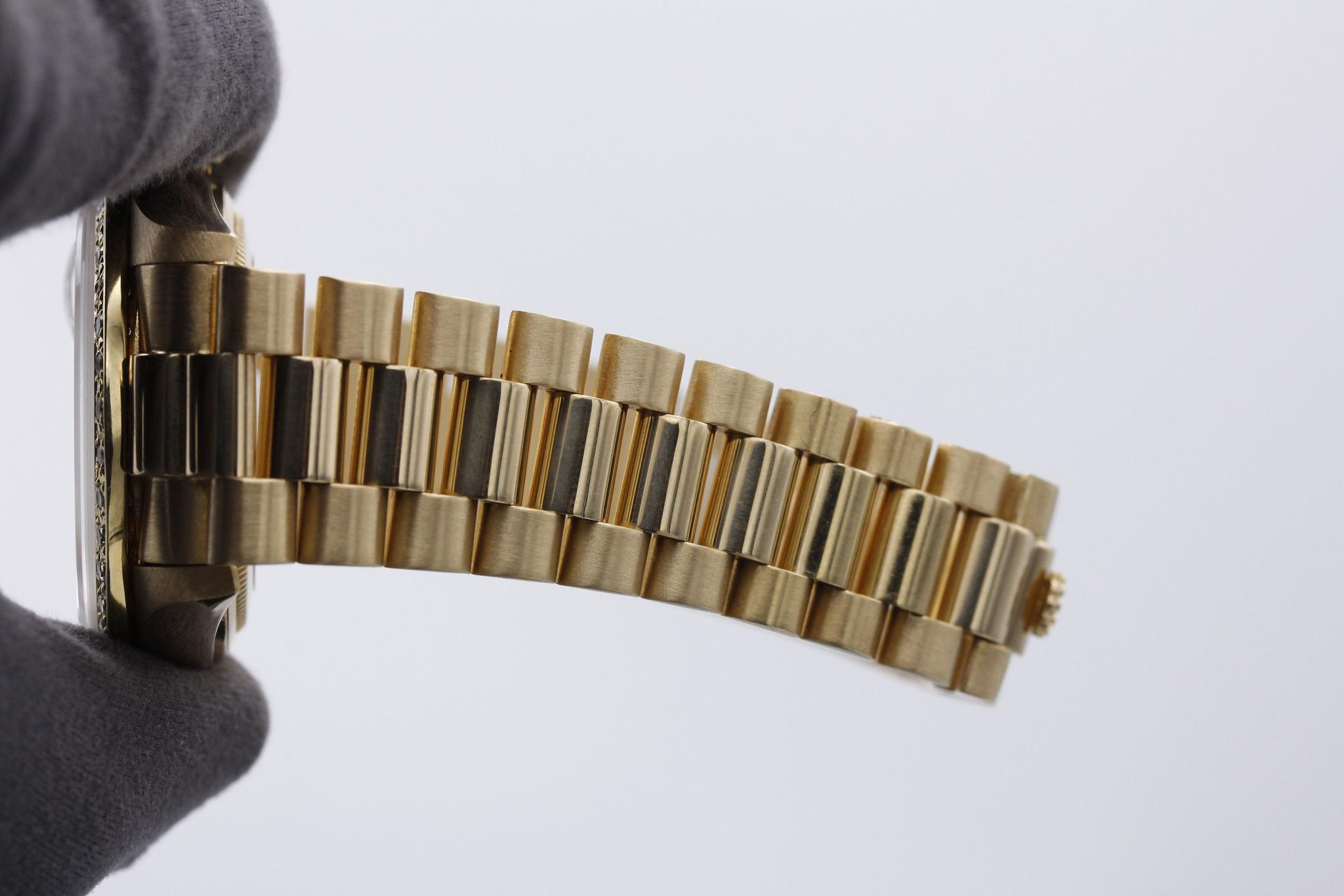 Watch Image 8