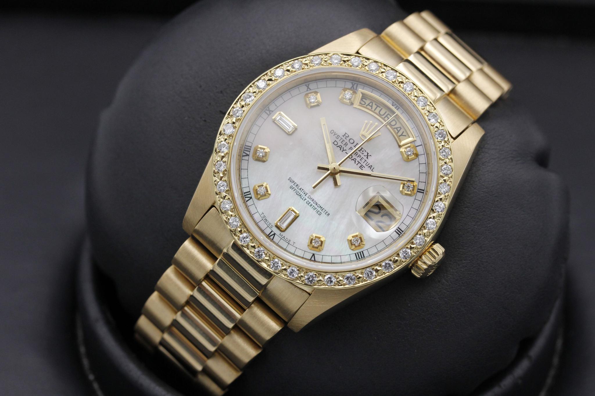 Watch Image 11
