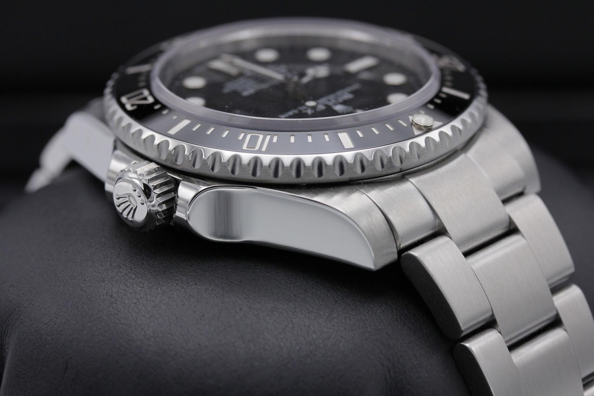 Watch Image 4