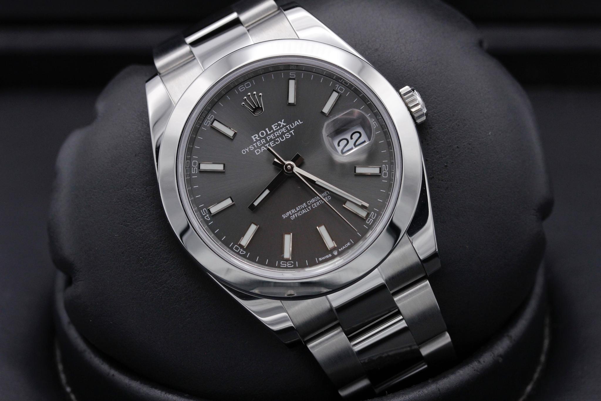 Watch Image 9