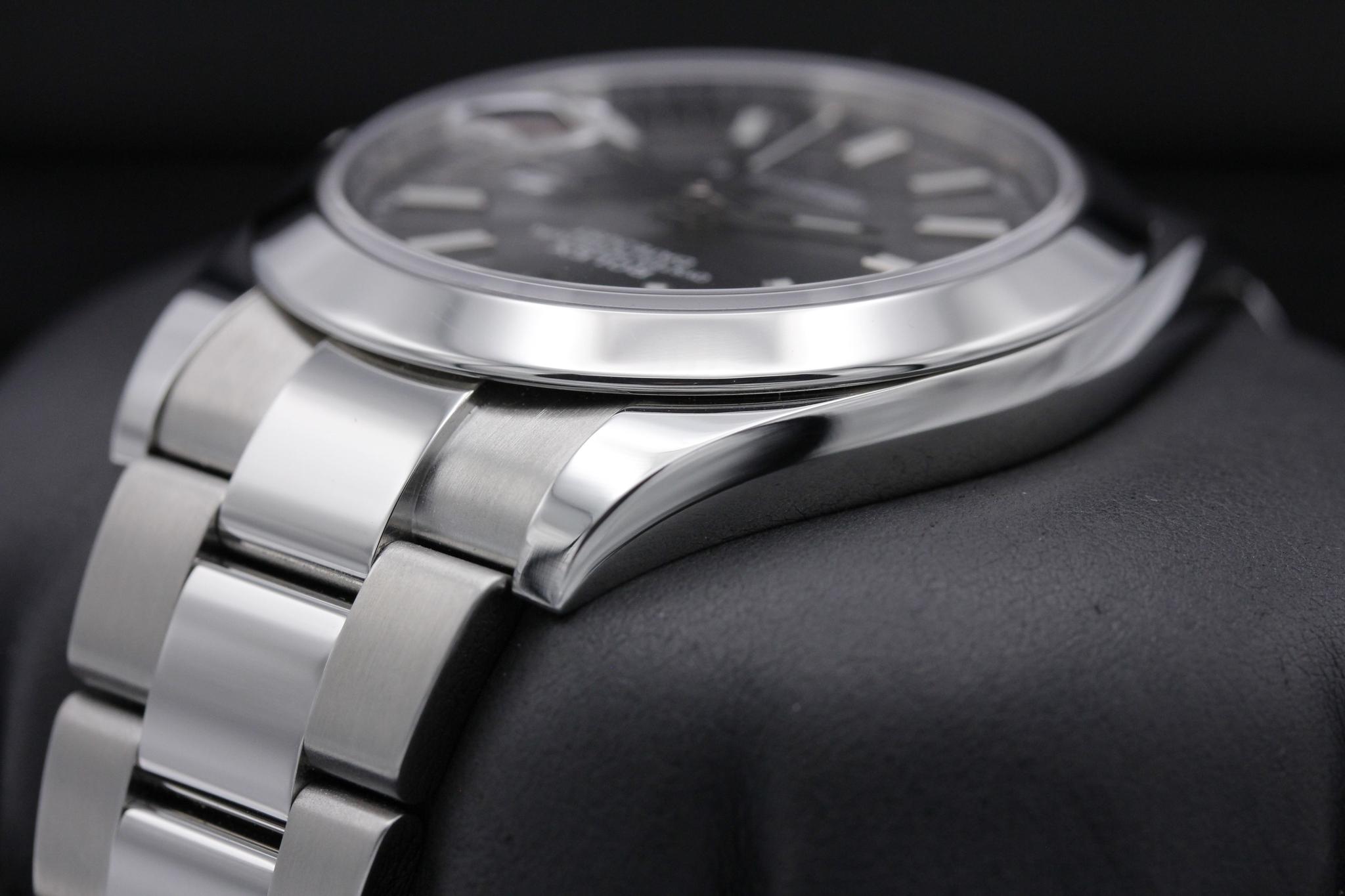 Watch Image 5