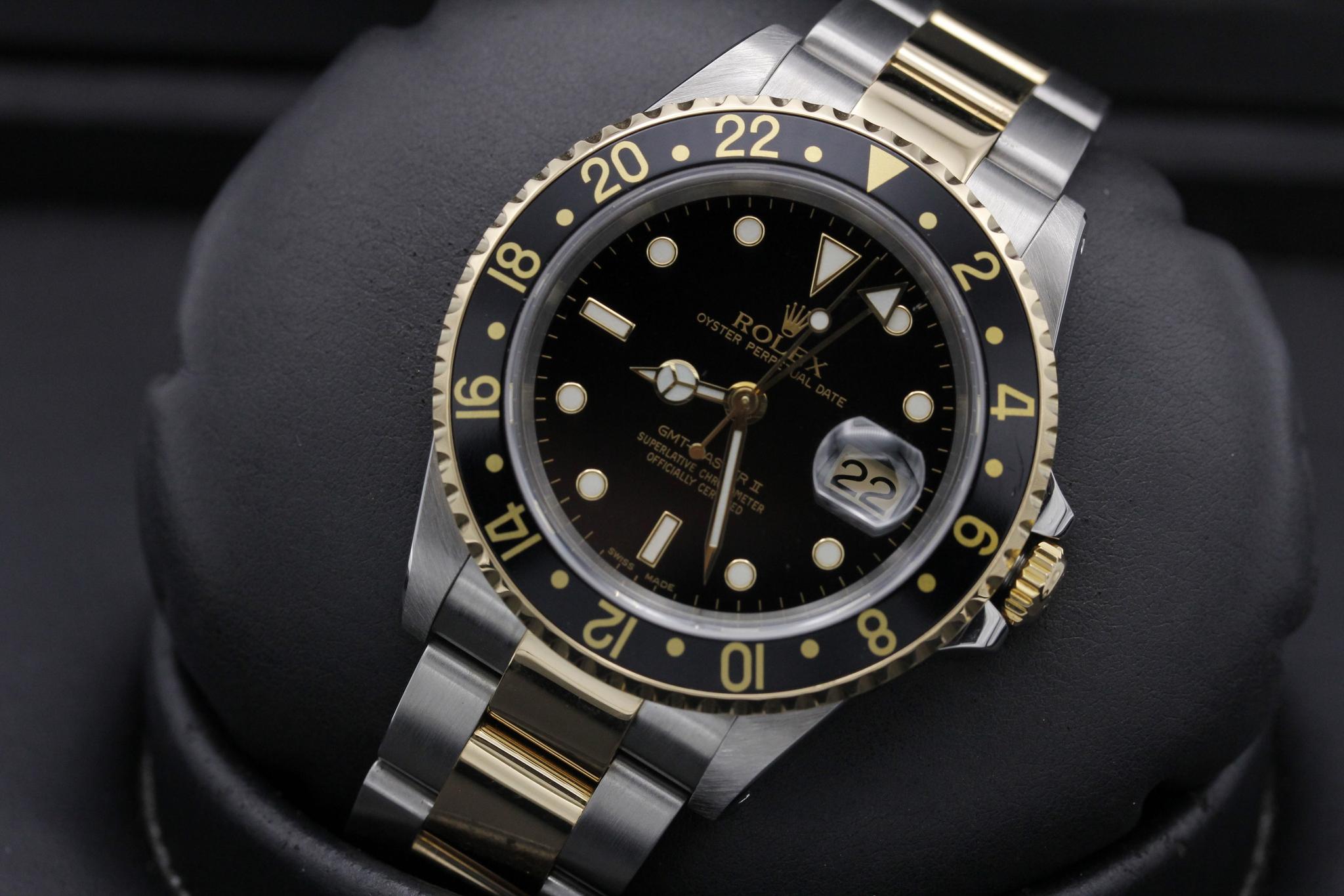 Watch Image 10