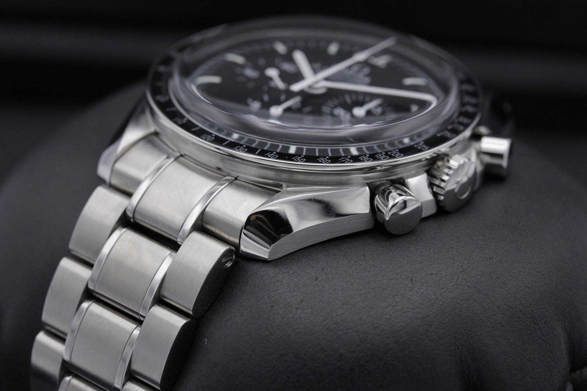 Watch Image 2