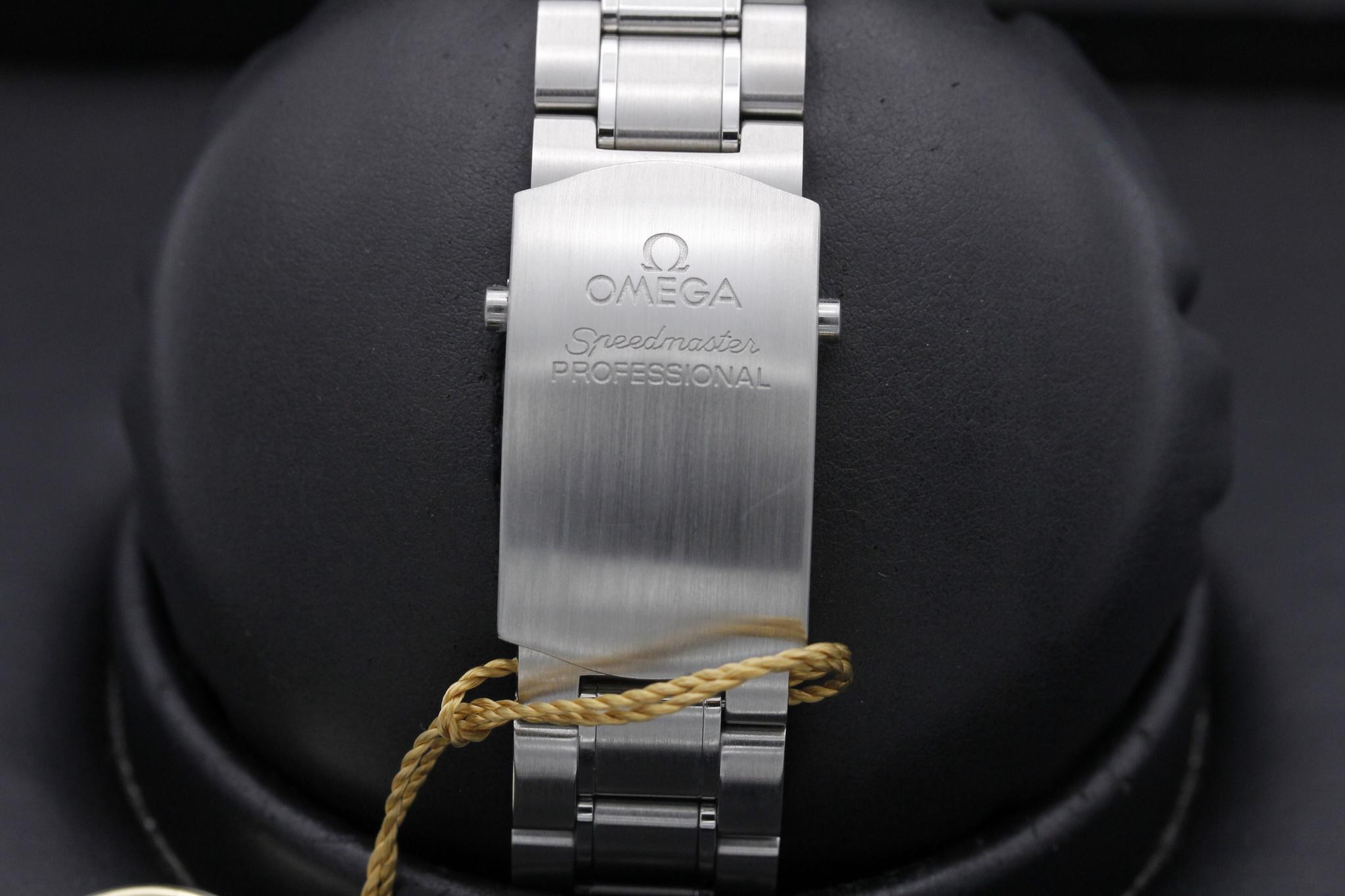 Watch Image 8