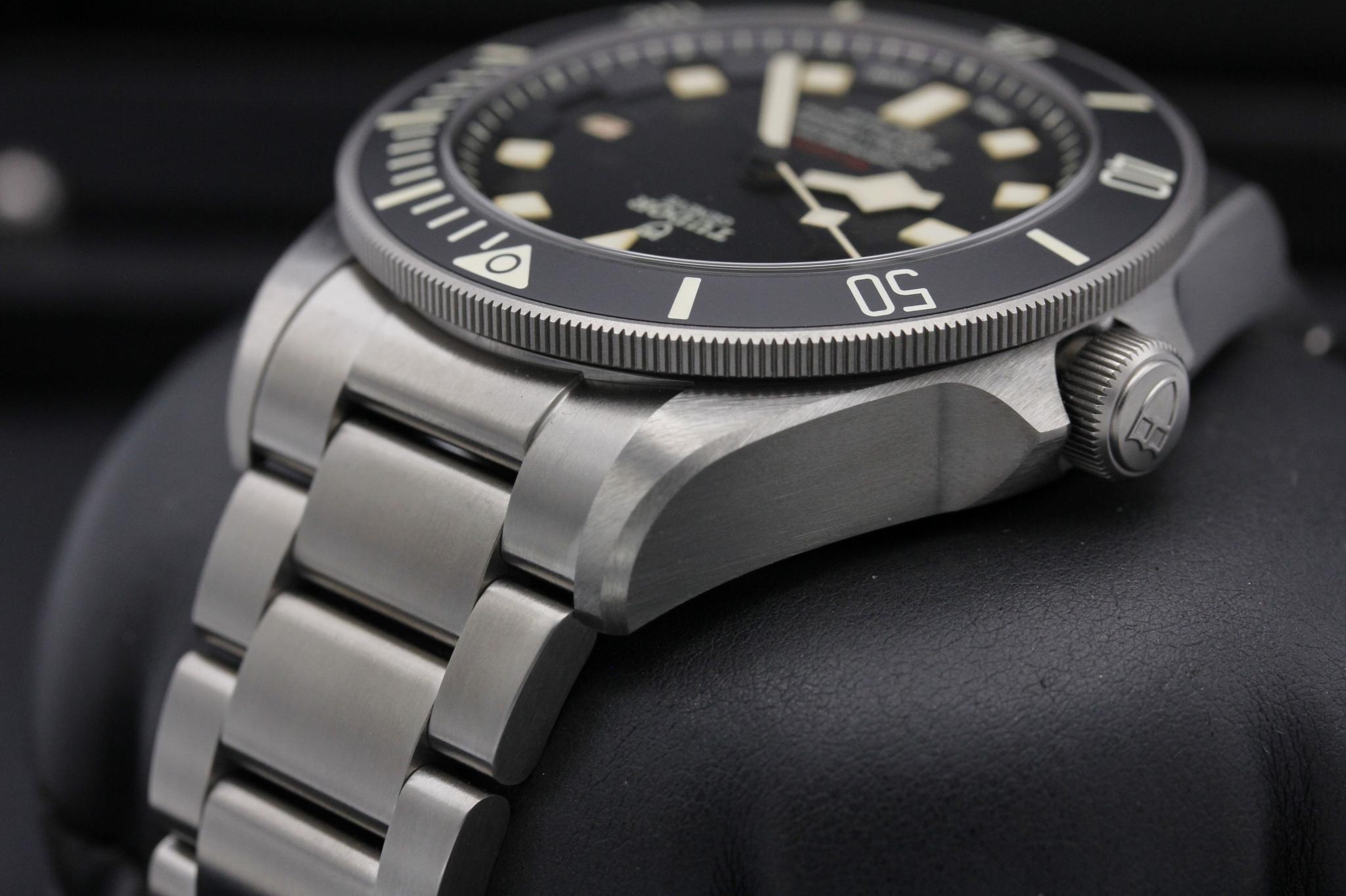 Watch Image 2