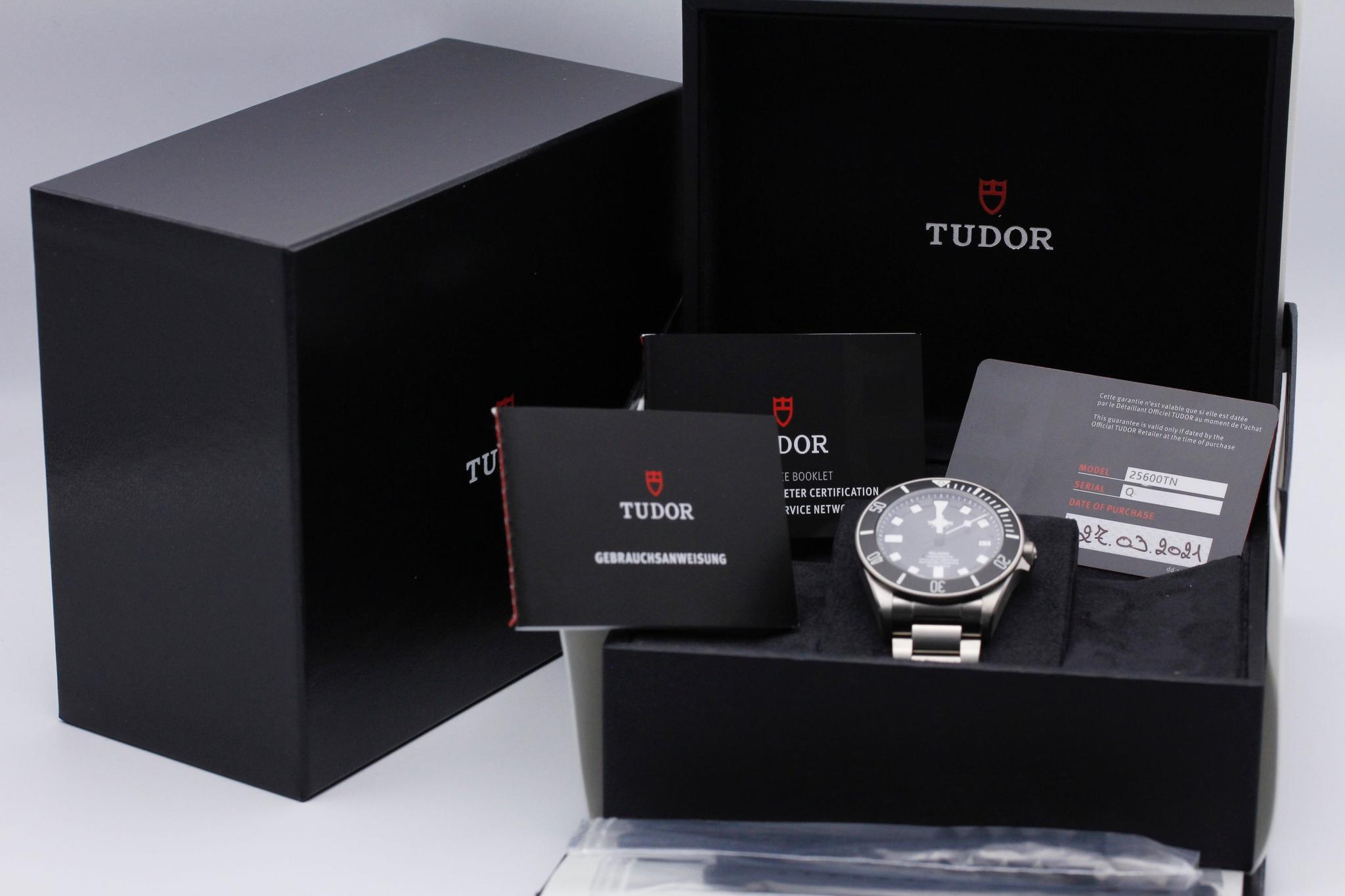 Watch Image 11