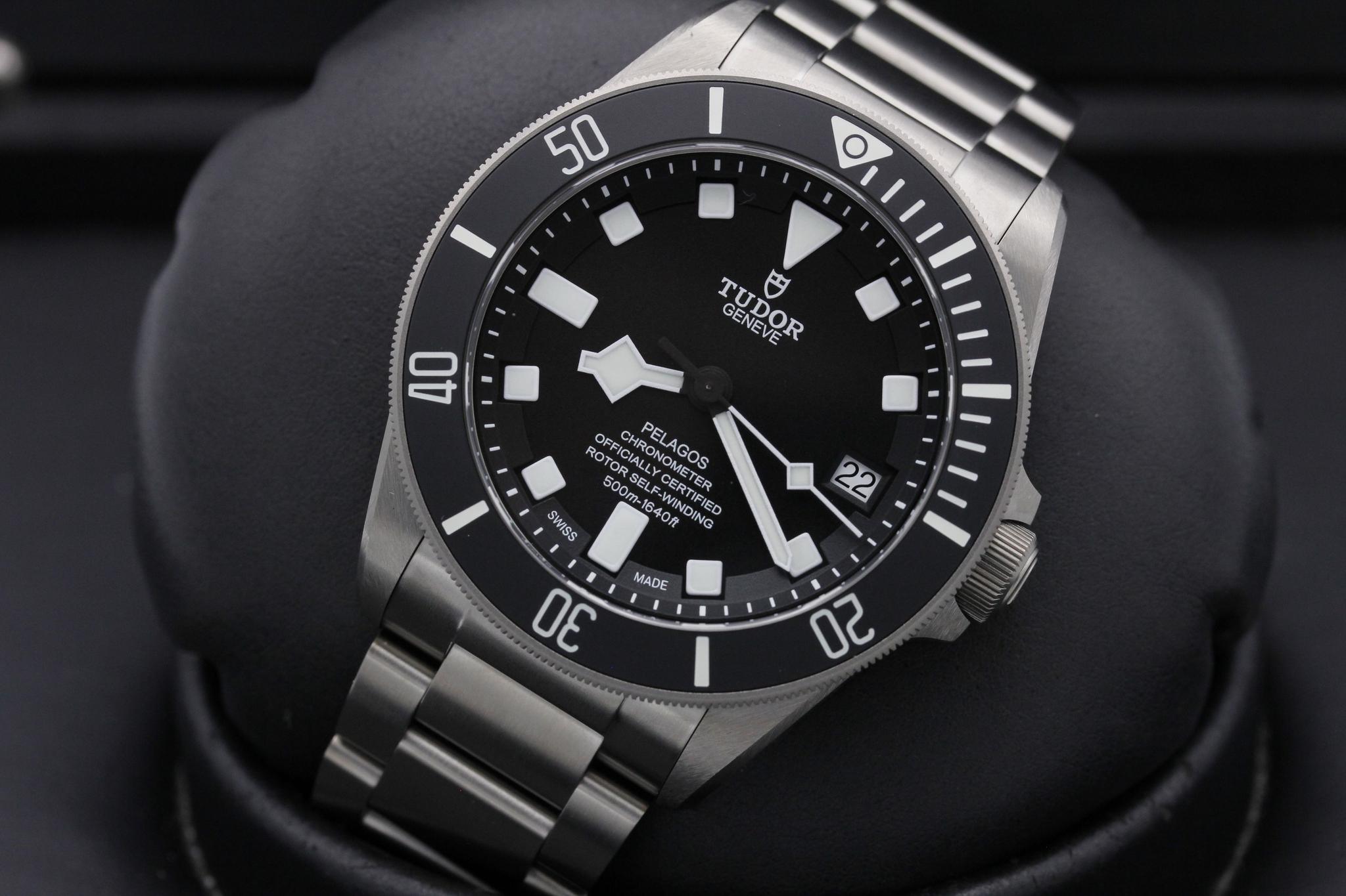 Watch Image 10