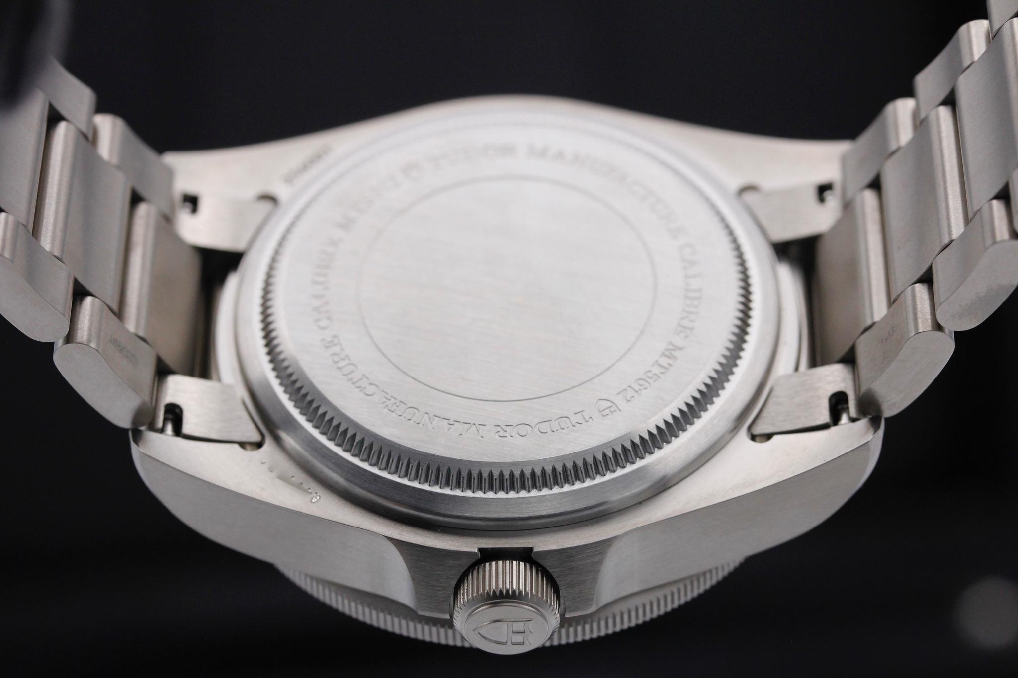 Watch Image 7