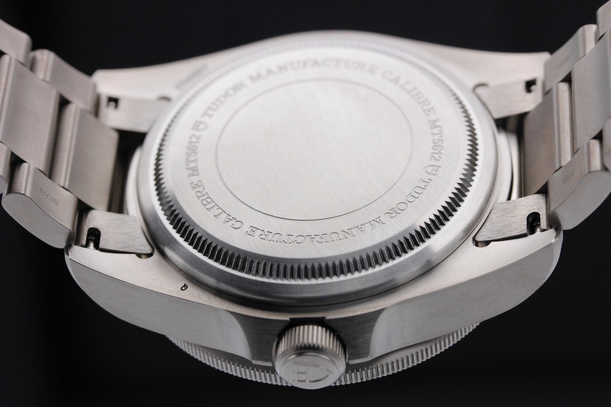 Watch Image 7