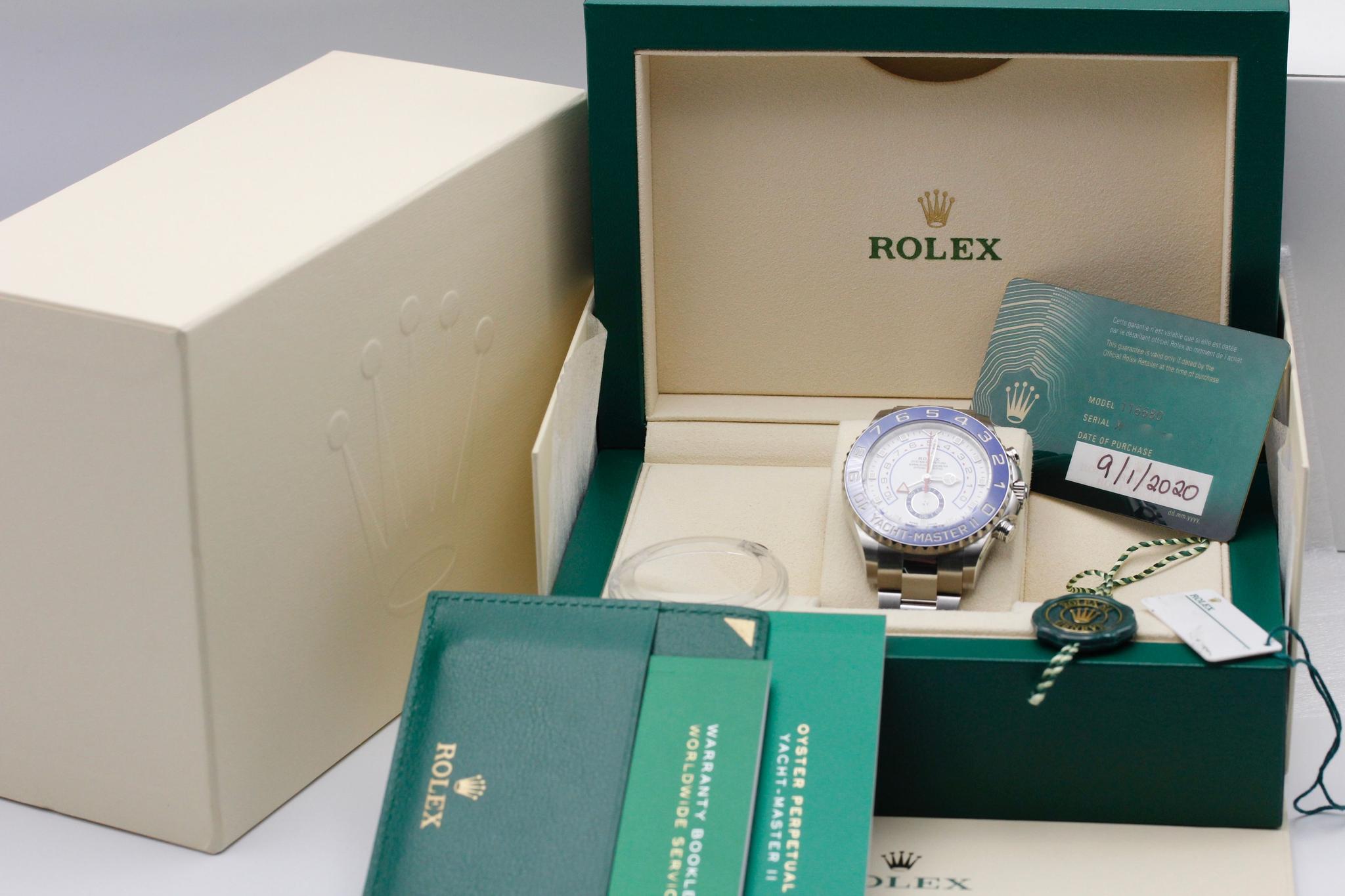 Watch Image 11