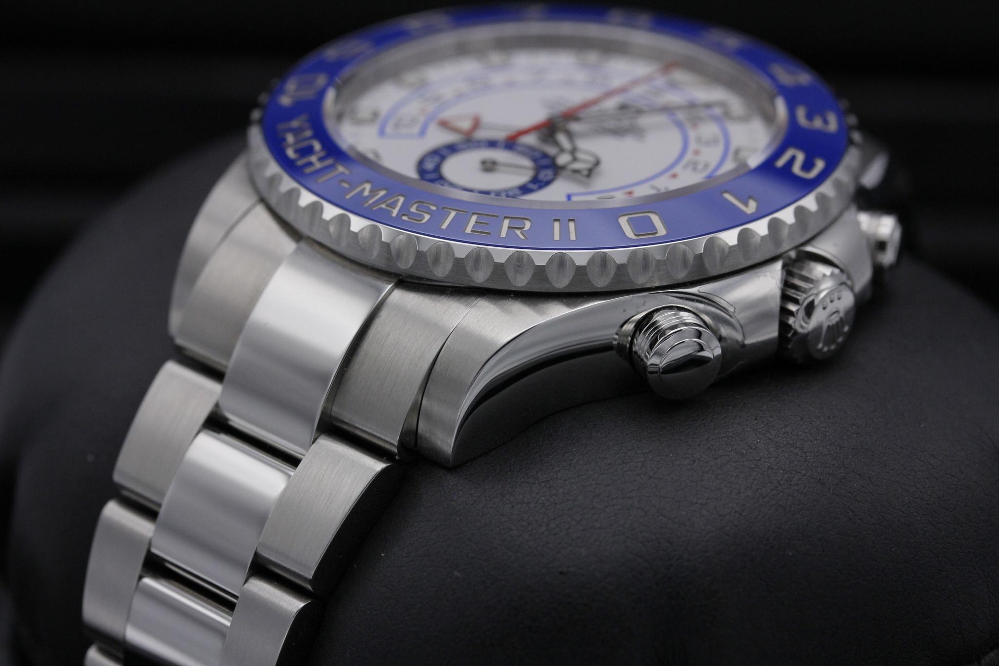Watch Image 2