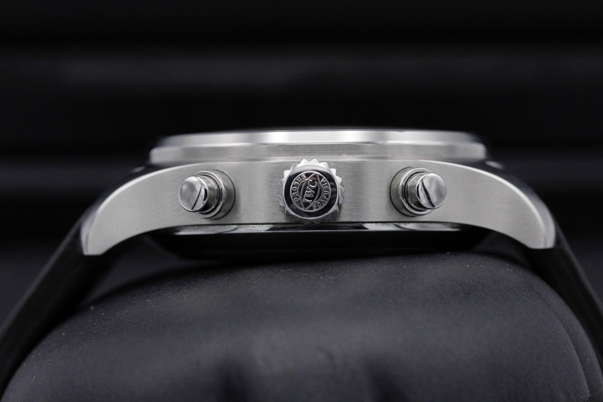Watch Image 3