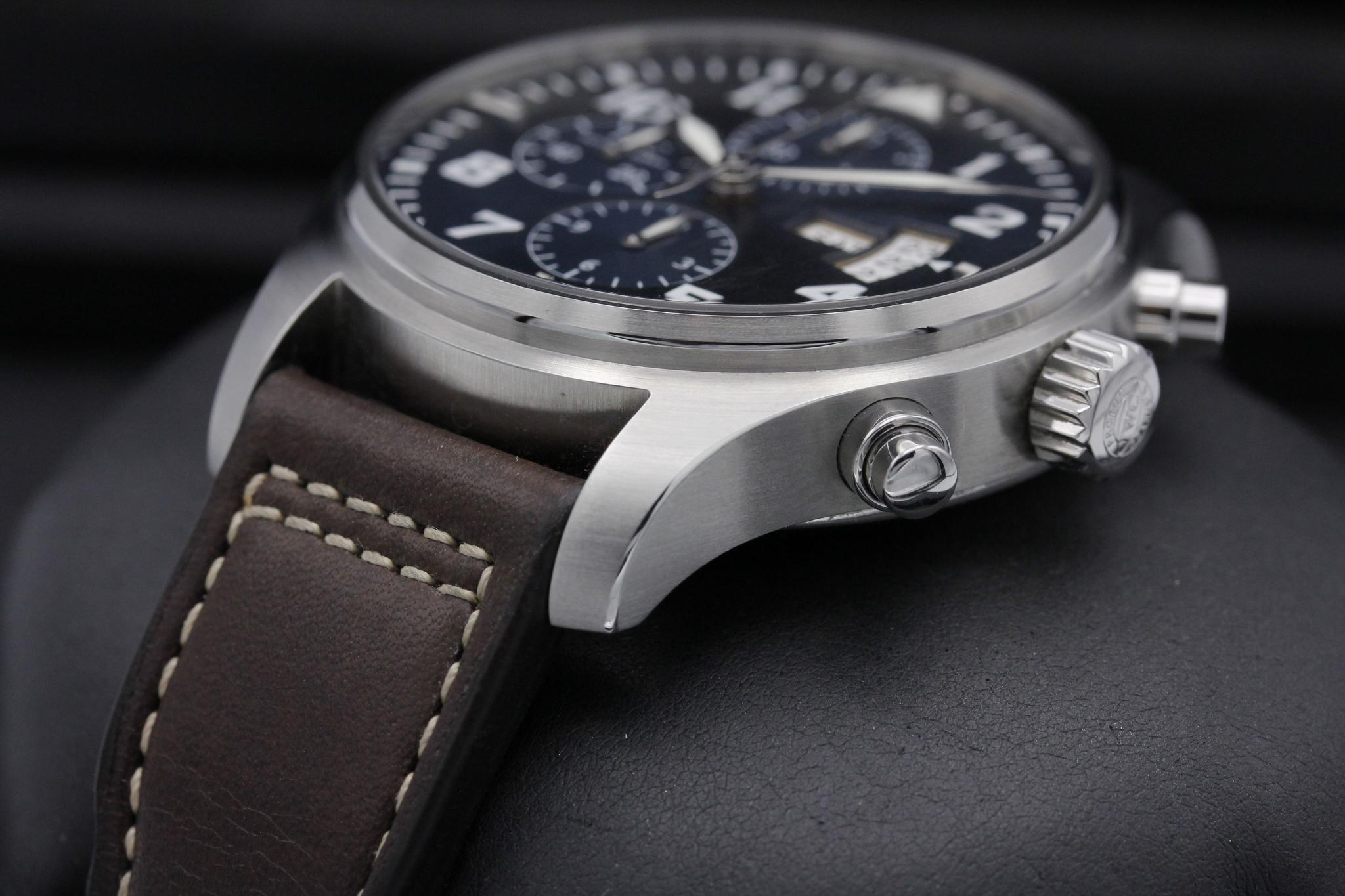 Watch Image 2