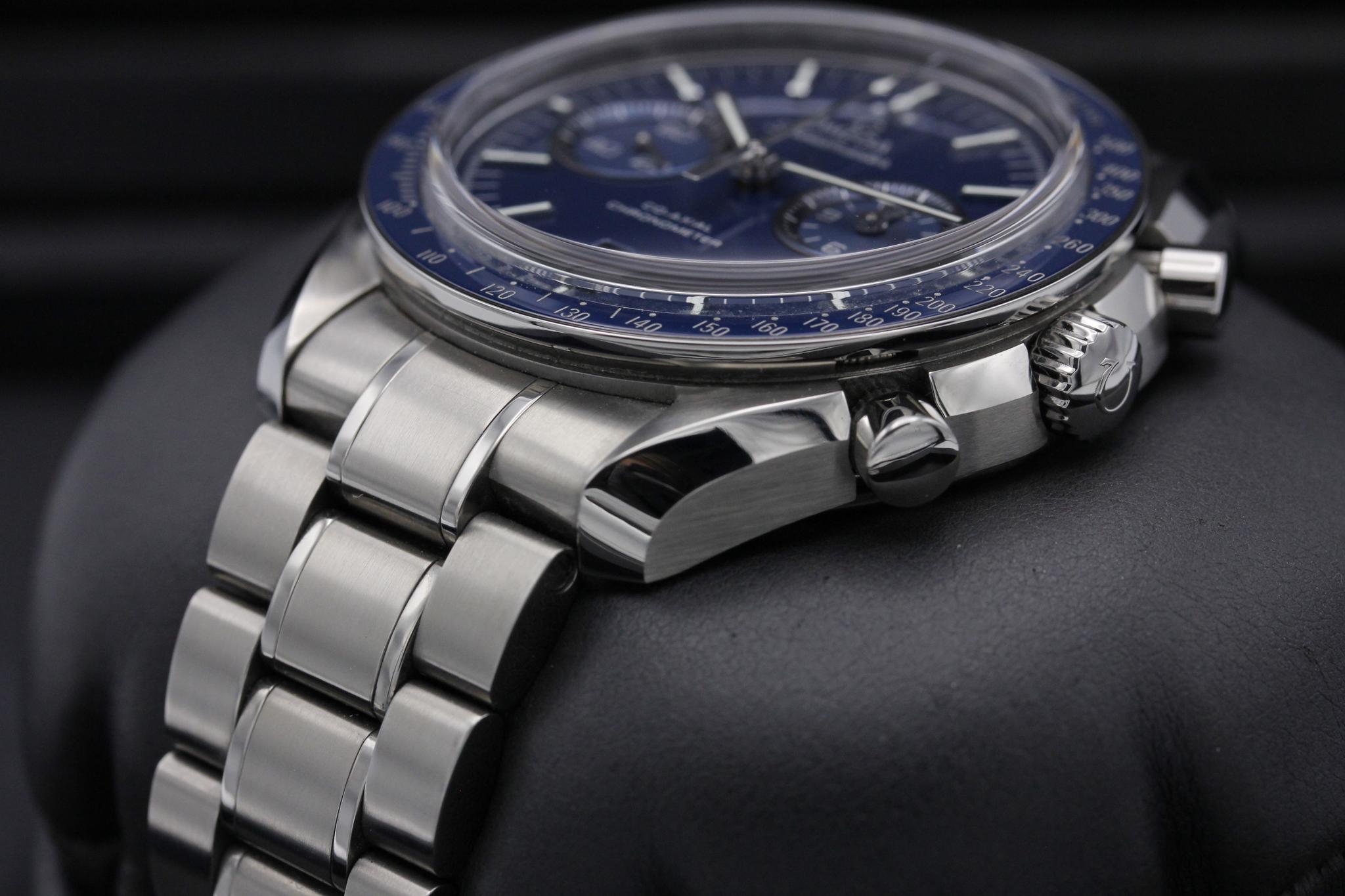 Watch Image 2