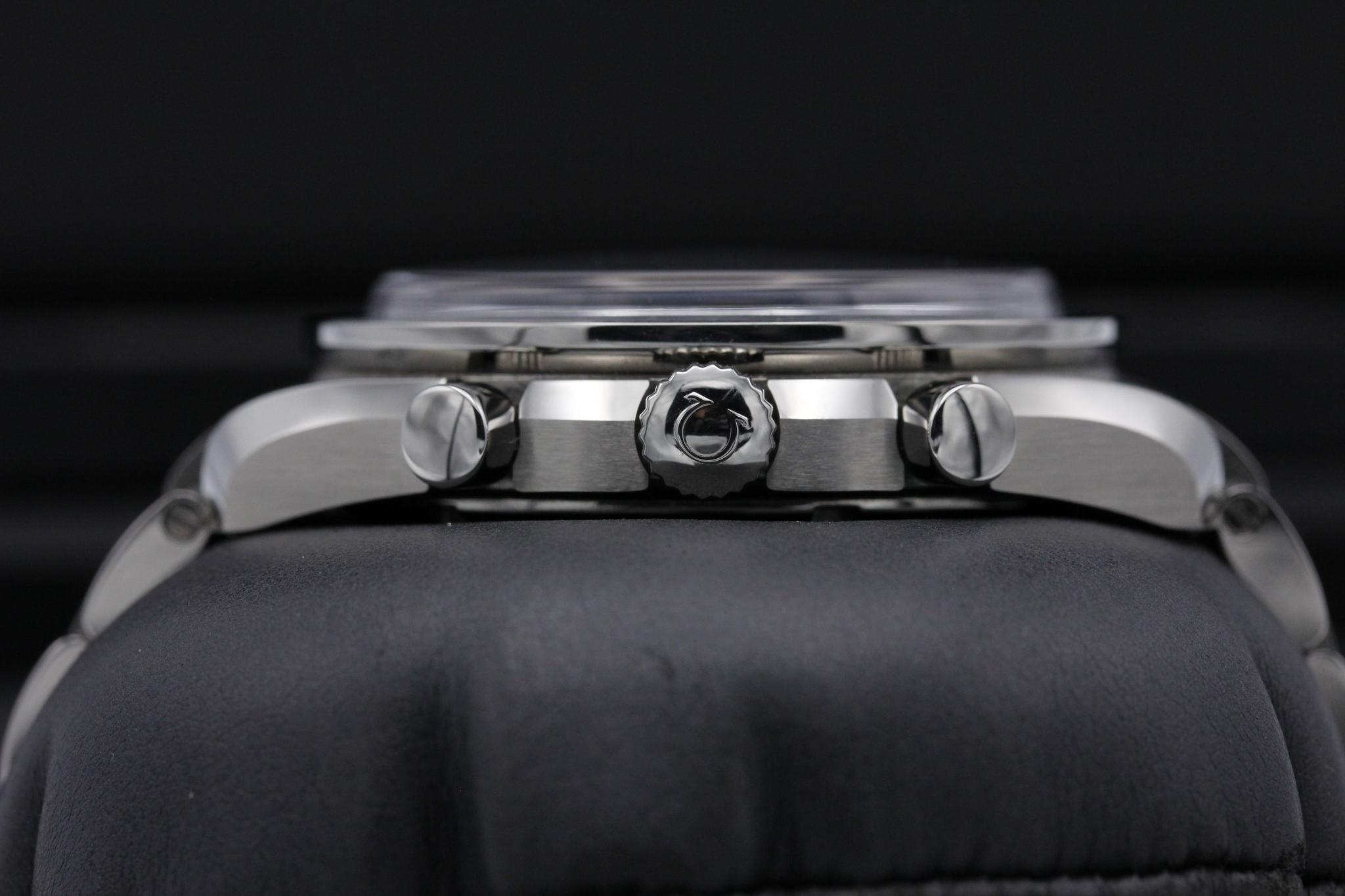 Watch Image 3