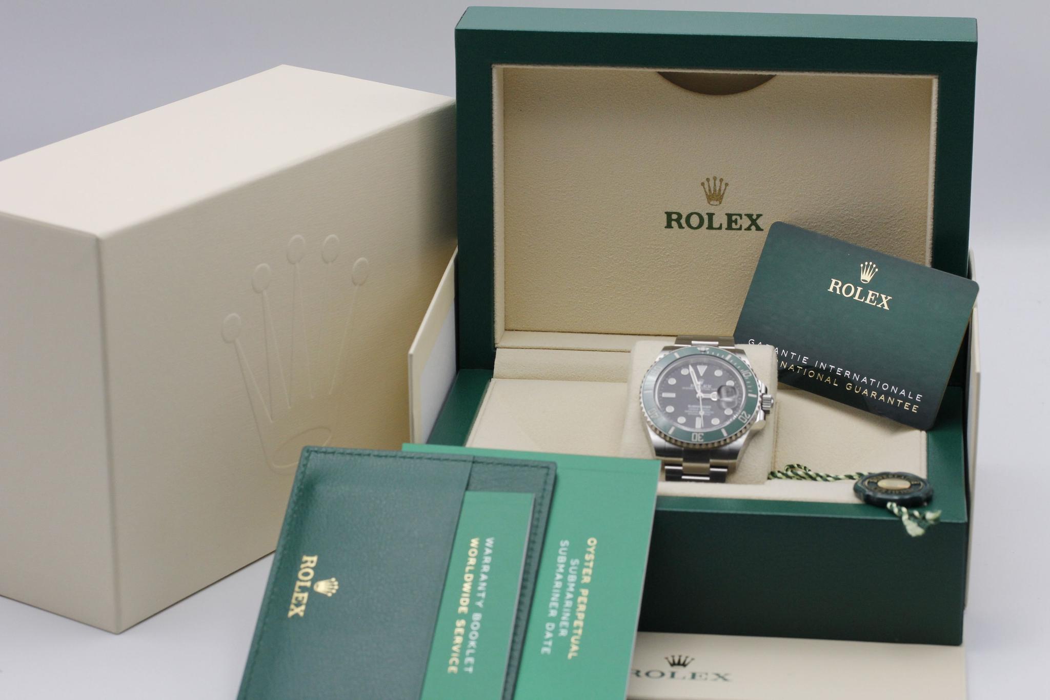 Watch Image 11